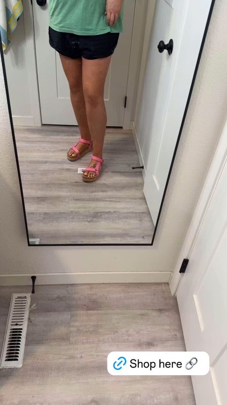 Comfortable summer sandal, reef sandals, neon pink sandals, cork sandals, comfortable platform sandals, must have shoes 

#LTKStyleTip #LTKVideo #LTKShoeCrush