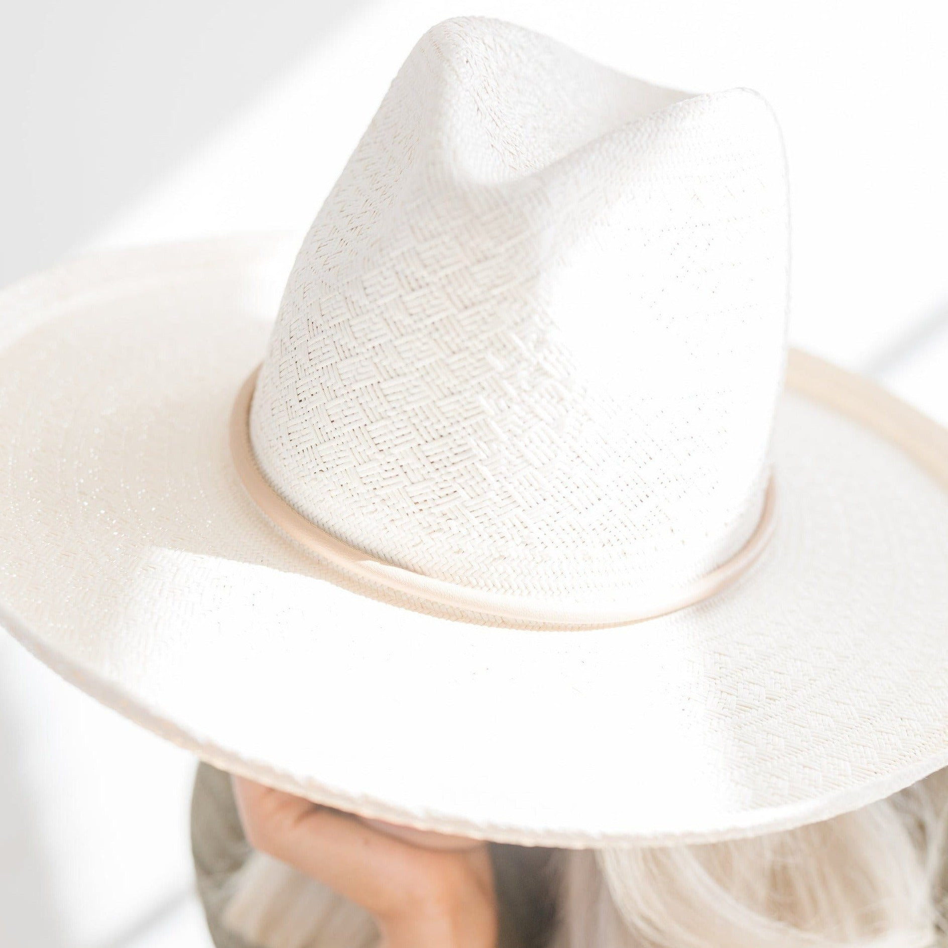 Cara Loren Straw Hat- White Bundle | Gigi Pip