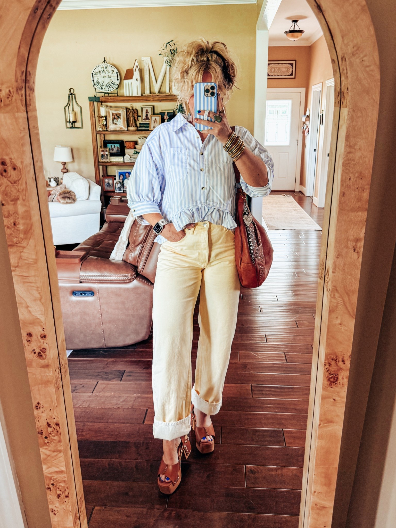 My Sunday fit 
Top - m
Jeans - size 8
Shoes - true to size 
 

#LTKOver40 #LTKStyleTip #LTKFindsUnder50