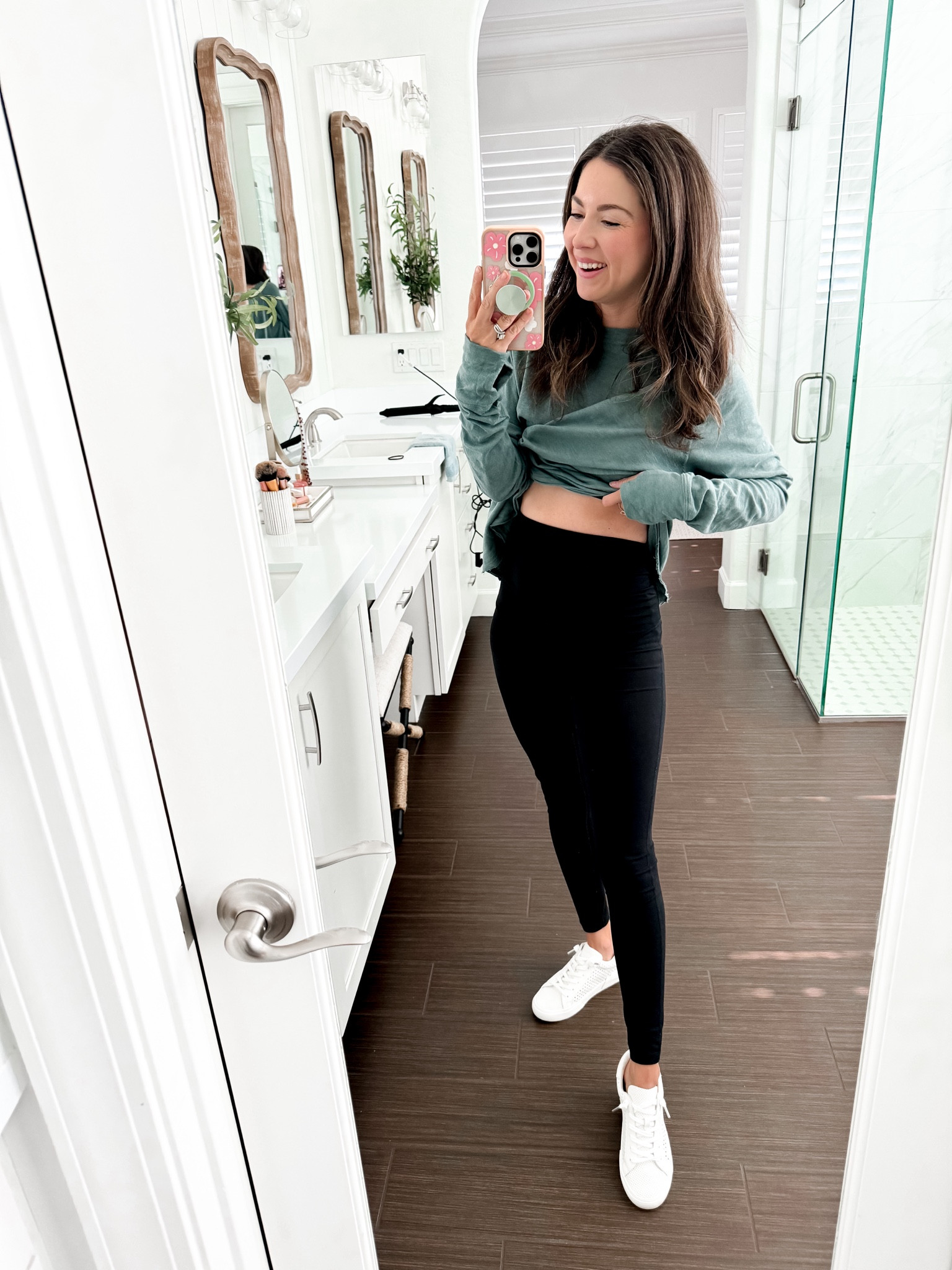 Xs maternity leggings 
Xs top 
5 shoes 

#LTKxNSale