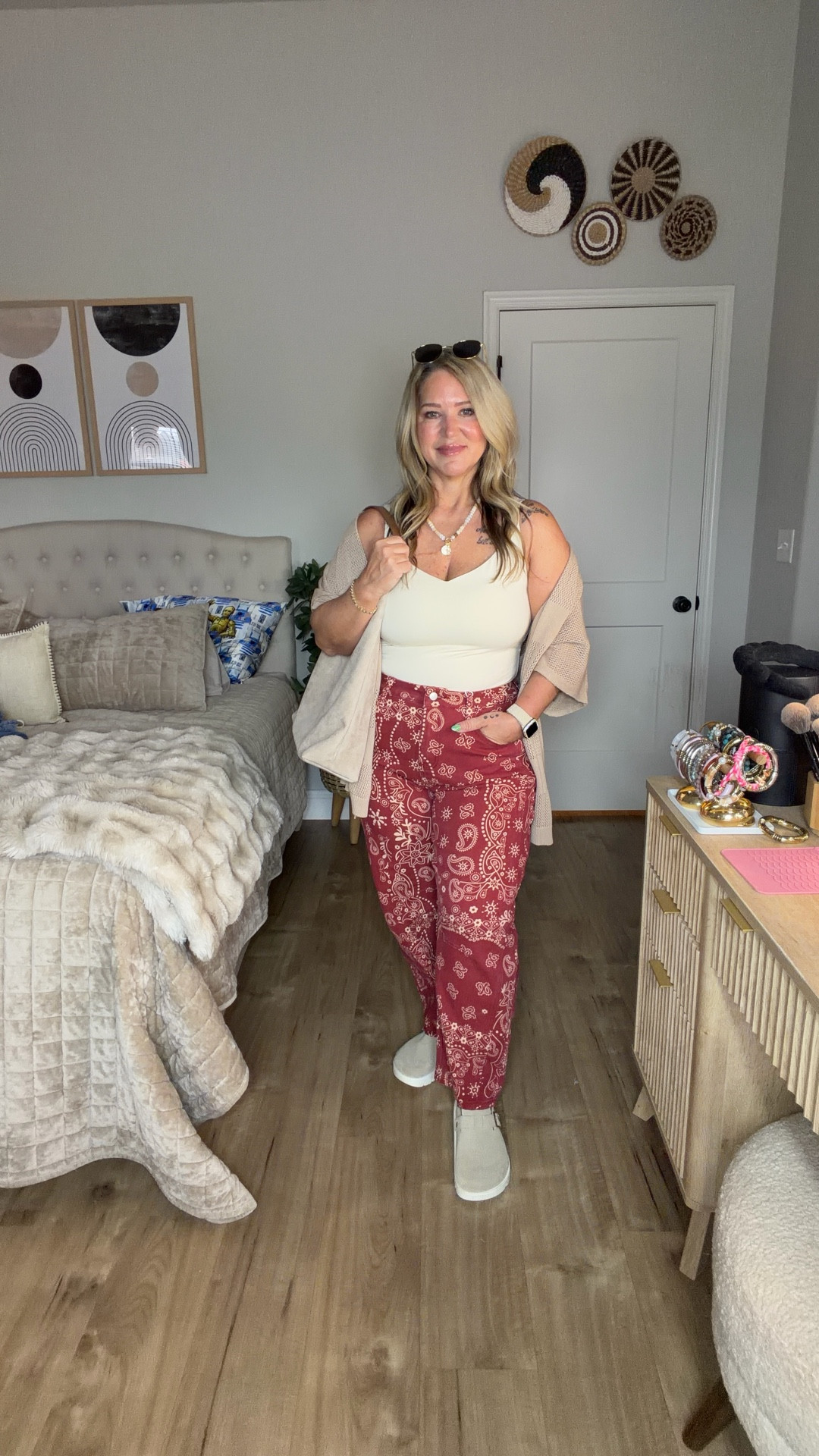 Wearing a size large in everything 

#LTKPetite #LTKOver40 #LTKMidsize