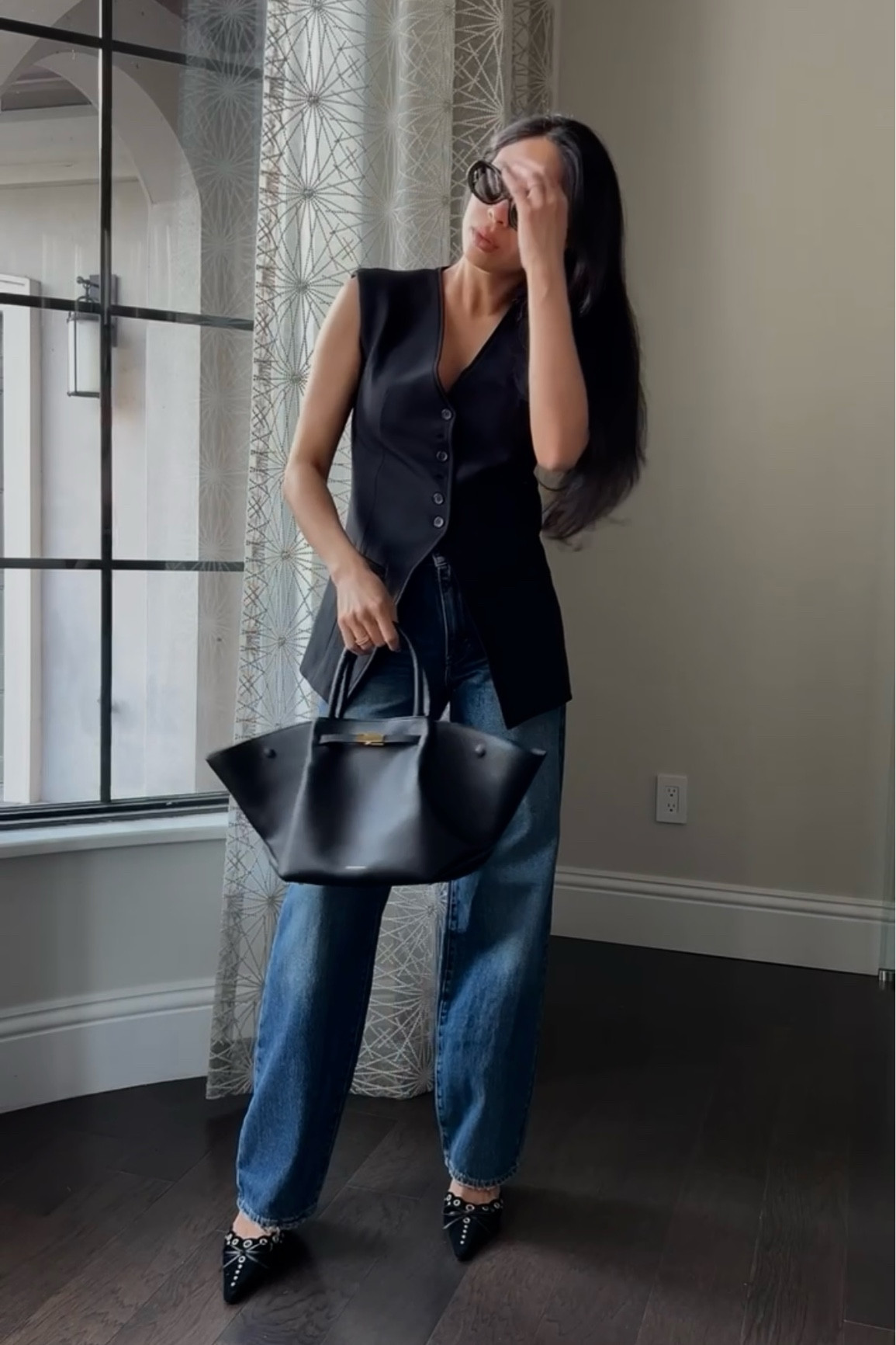 Longline vest


#LTKfindsunder100 #LTKshoecrush #LTKstyletip