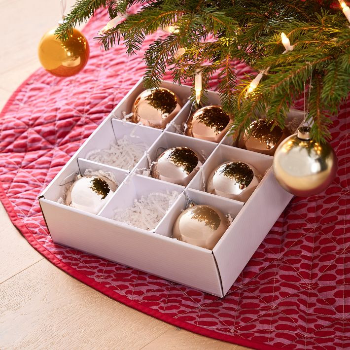 Medium Gold Ornaments (Set of 9) | West Elm (US)