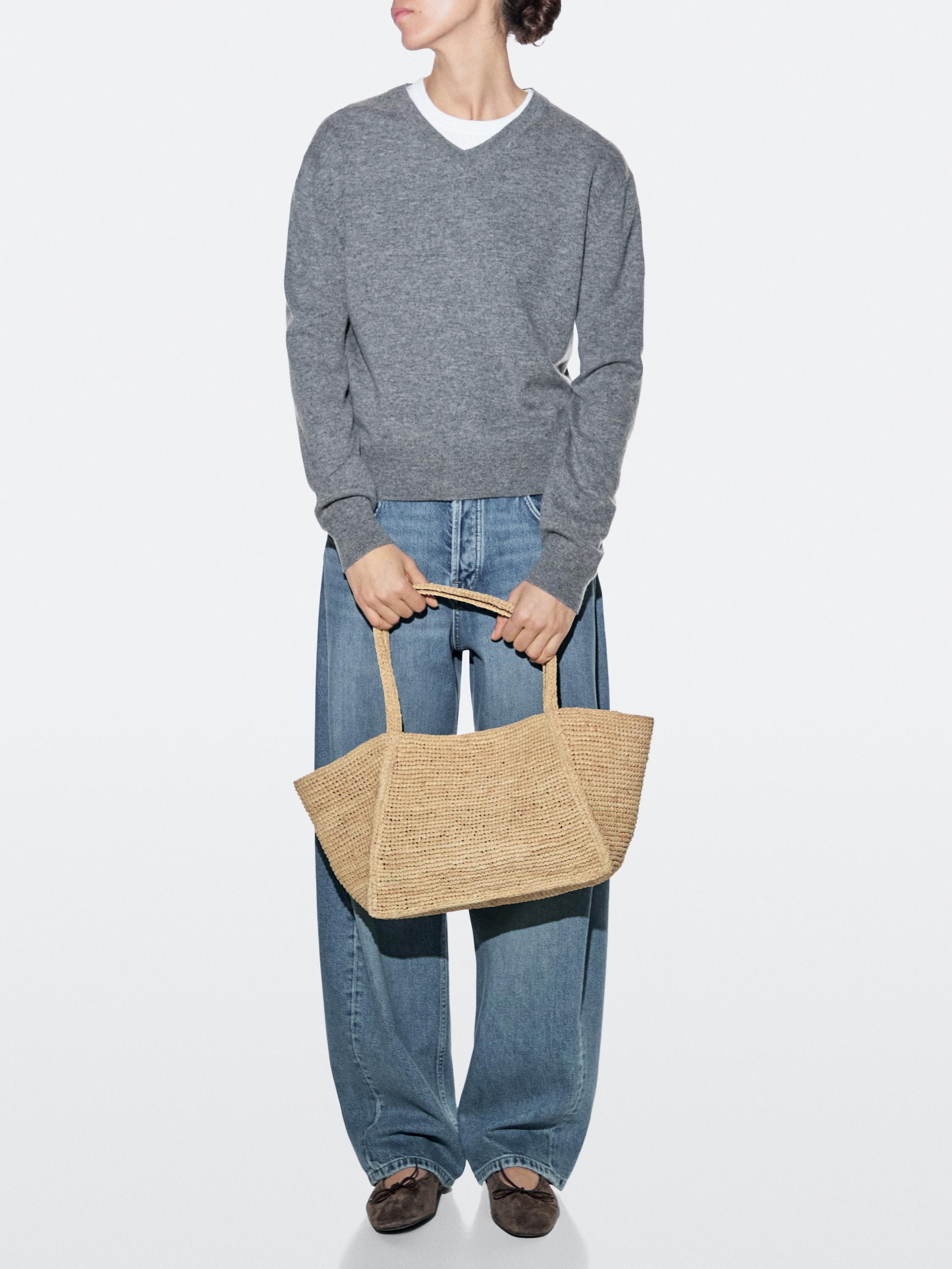 100% raffia mid-sized tote bag | Massimo Dutti UK