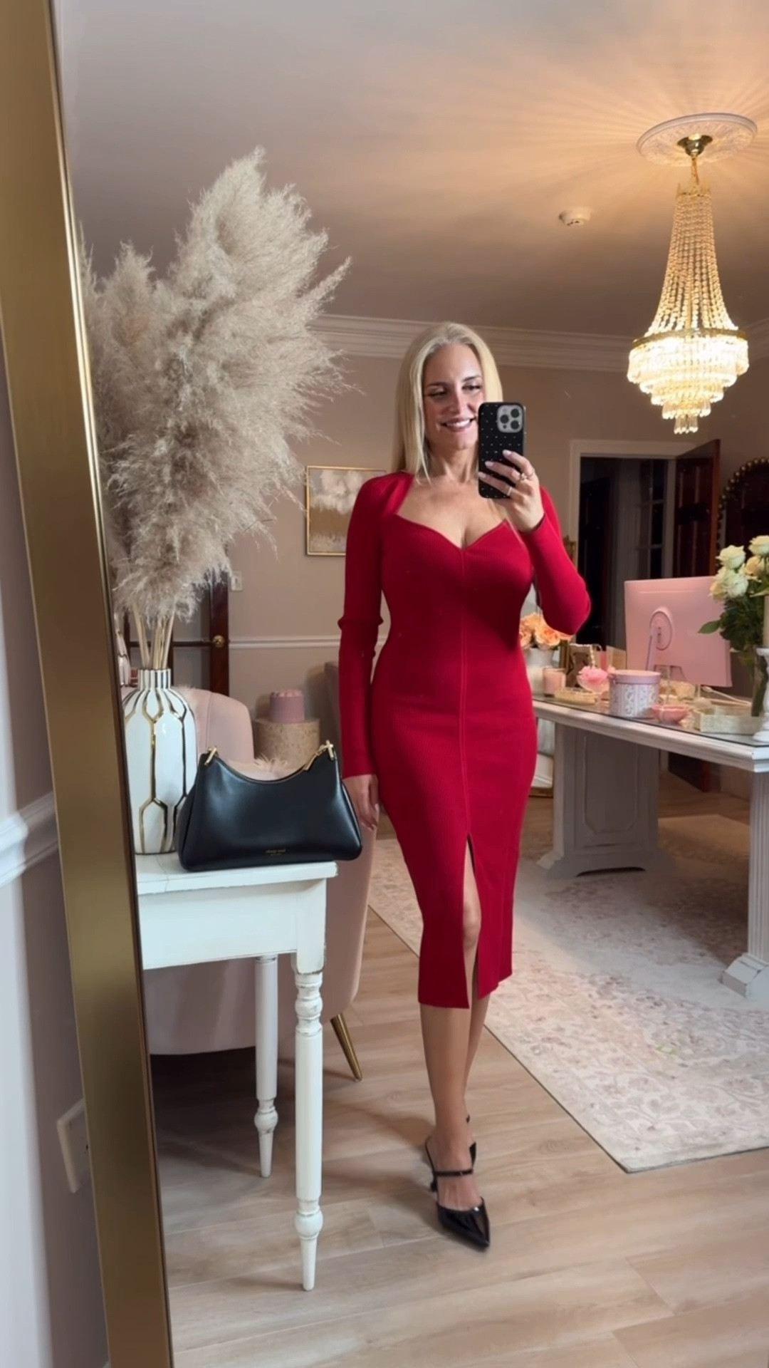 This long sleeve red dress is made of a gorgeous thick ribbed sweater fabric. I love the midi length and the sweetheart neckline, and it is very figure flattering. This dress is perfect for a Valentine's Day outfit! 

#LTKgrwm #LTKFindsUnder100 #LTKSeasonal