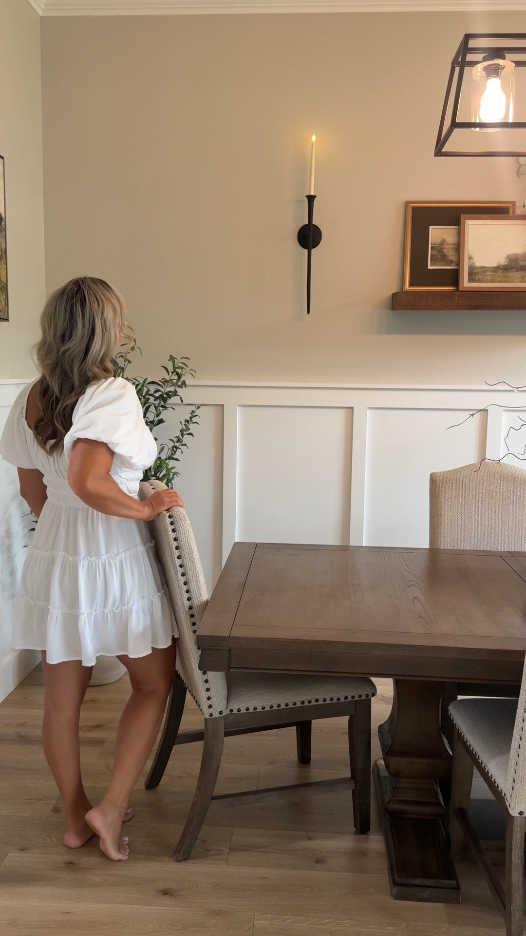 Such a simple change, but it added so much warmth to the room 🤎#ZGallerie #DiningRoomDecor #HomeDecorInspo #NeutralHome #ParkerStyle

#LTKHome