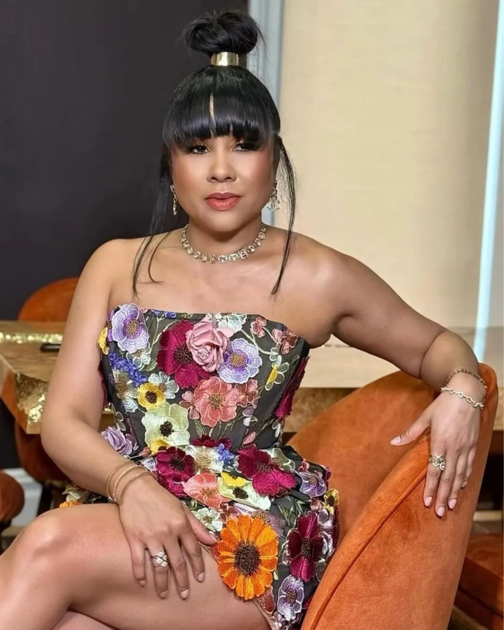 
You ask, we answer! @lululabeille says, “Hi, what is this dress Angela is wearing?” @angelayee posed pretty for @d7greene & @ridanaser ‘s wedding wearing a $750 @bronxandbanco dress. Hot! Or Hmm..? Find a link to purchase in our bio or get the look for less @fashionbombdailyshop. #Repost Just a couple of @aylipservice girls 💋 @gigimaguire - makeup by @keys_rebelle and I even got her to do my hair! She’s back! #angelayee #angelayeefbd