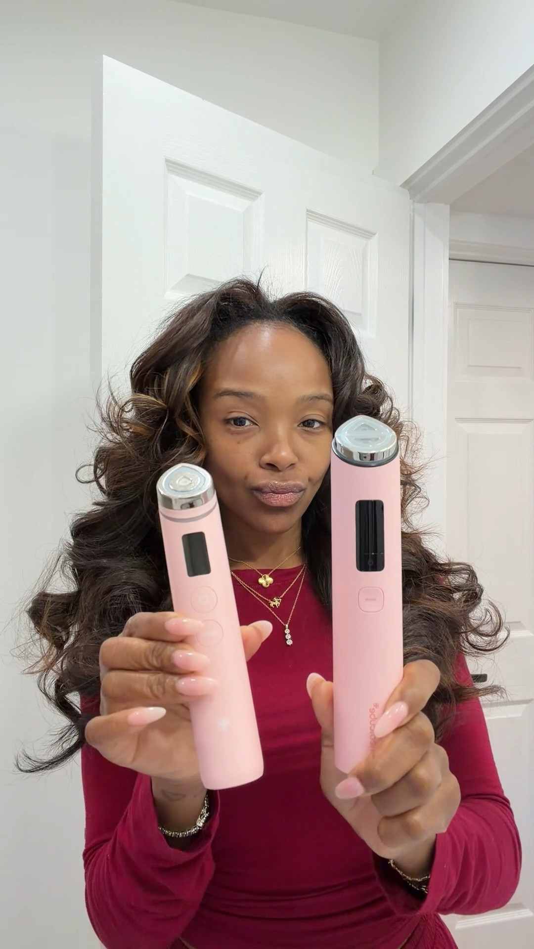 Scroll to shop! ✨ My favorite skincare device for glowing skin. Everything is linked below.👇🏾

Products: Medicube Booster Pro X2

Desliza para comprar. ✨ Mi dispositivo favorito para lograr una piel luminosa.

📲 Download the free LTK app & follow me @kirasfashionfinds to shop all my daily finds.

#LTKselfcare #LTKBeauty #LTKgrwm
