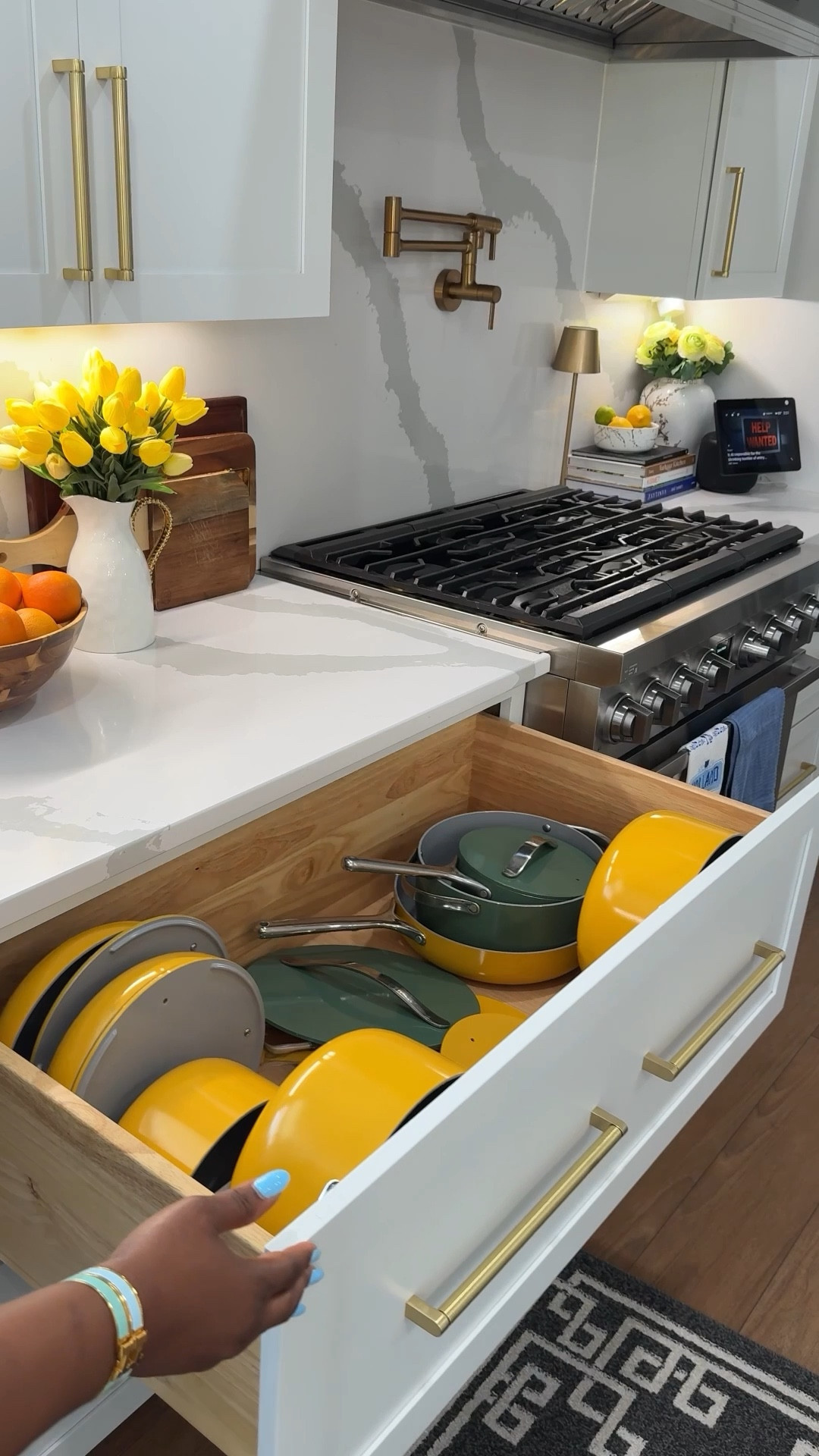 Cookware that’s non-stick, non-toxic, oven safe and cute? These are but some of the reasons why I’m obsessed with this cookware. Shop below 

Cookware home decor kitchen 

#LTKHome #LTKSaleAlert #LTKmomlife