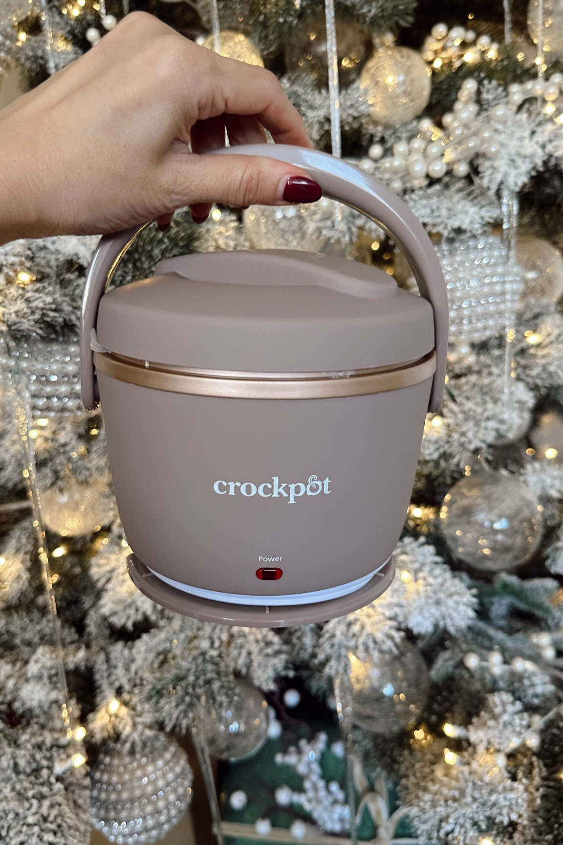 Cute and so practical under $30! Perfect for working friends and students! This mini crockpot can be plugged in to reheat, also has a soup/rice container do you may take both. Soooo practical she so cute! #LTKgiftguide #LTKfindsunder50 #LTKholidays #LTKfamily

#LTKfamily #LTKfindsunder50 #LTKGiftGuide