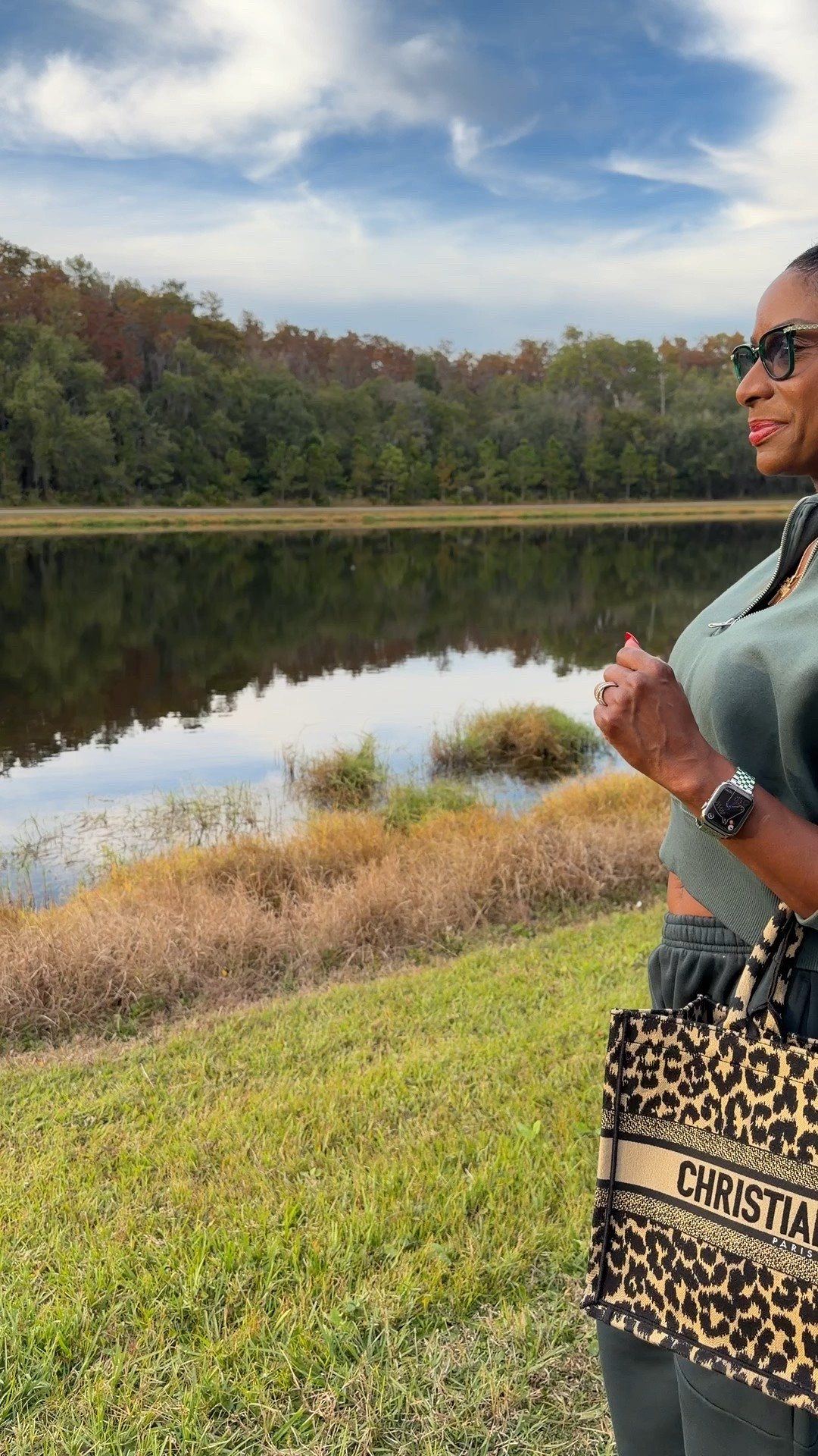 Nike comfortable fashion & Dior ✨💫

#LTKGiftGuide #LTKHoliday #LTKootd