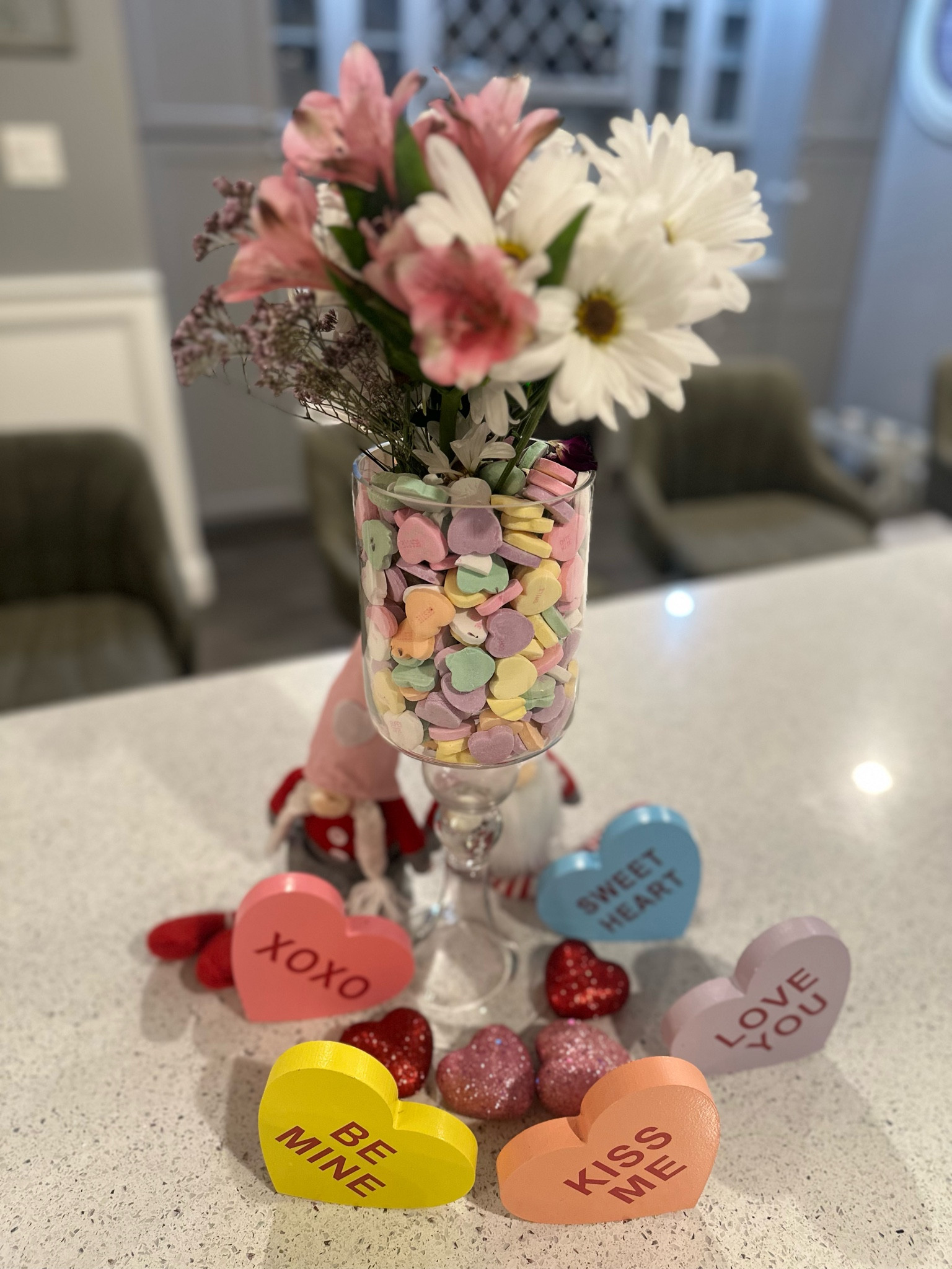 Valentine’s Day DIY decor 

Full video on my Instagram- FAITHANDHAPPINESS323 

#valentinesdaydecor 

#LTKWatchNow #LTKMostLoved #LTKHome