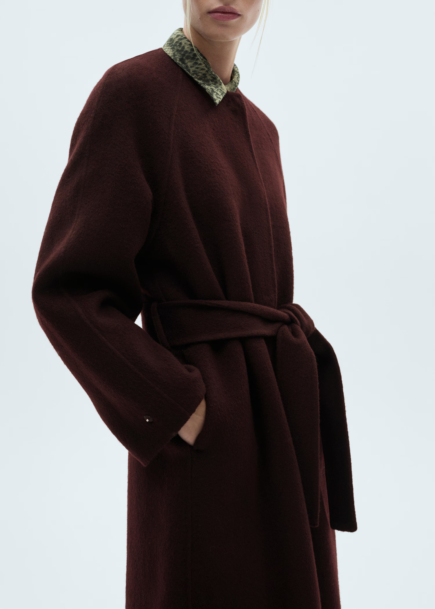 Wool coat with detachable scarf - Women | MANGO USA | Mango (US/MX/AU)