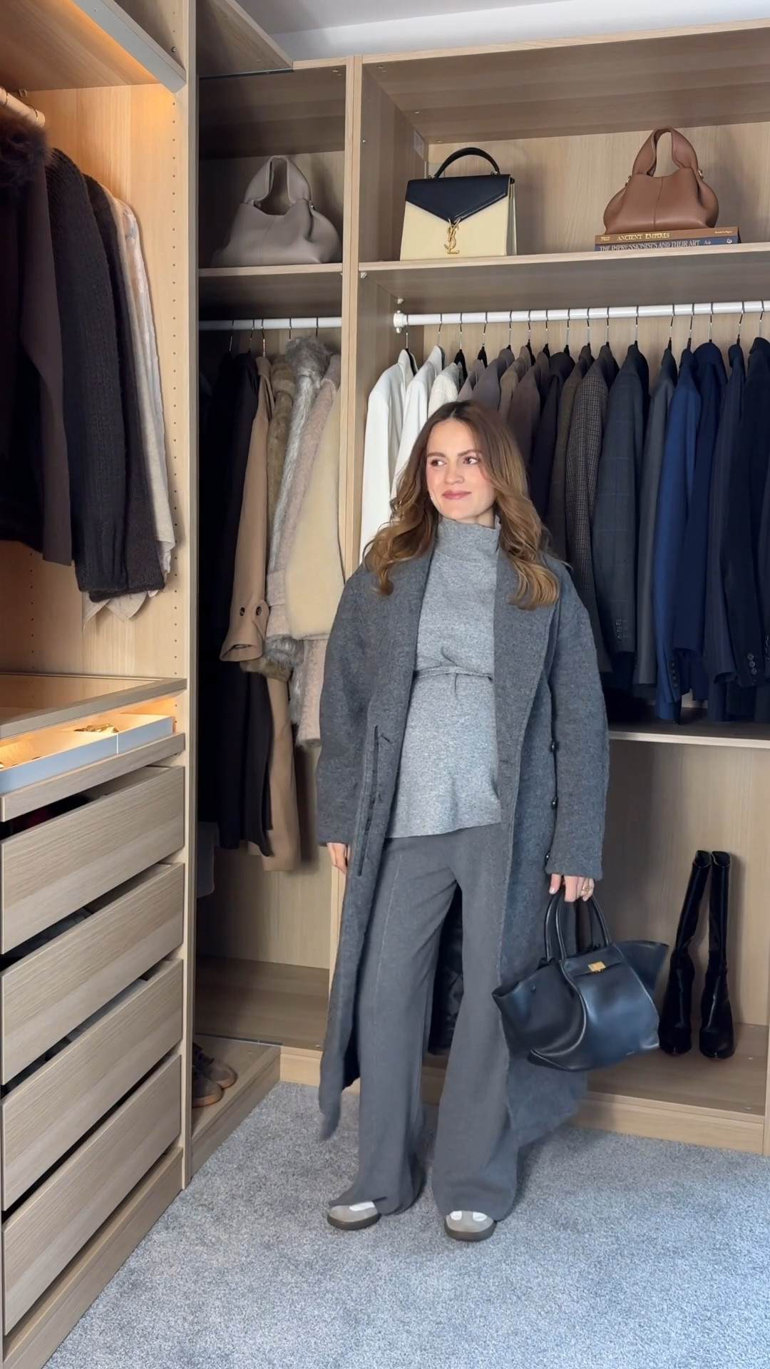 Chic Bump Outfits – Day 8 🩶

A soft monochrome grey for a cosy Monday. Simple layers, comfortable fabrics and an effortless silhouette that works with the bump.

Hi, I’m Nicky — sharing chic, bump-friendly outfits while navigating week 29 in the UK.

Save this for the next cold morning you want something easy but still elevated, and follow for more wearable bump-friendly looks.

#LTKpetite #LTKuk #LTKmaternity