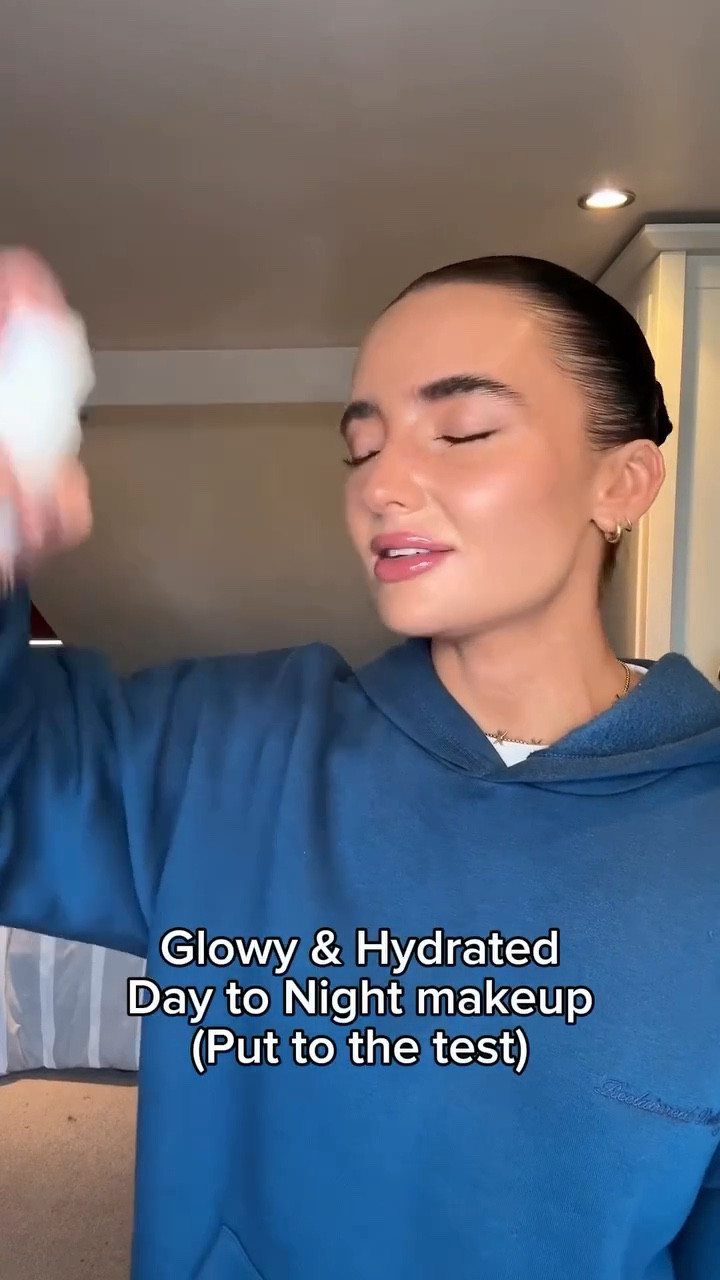 Moving house and dinner plans, I’m doing it all 😅🥹 Also, I’ve never known a product like this @haruharuwonder_official NAD+ serum mist it is LUSH, available on Amazon 💛 #daytonightmakeup #skincare #glassskin #koreanskincare #ad