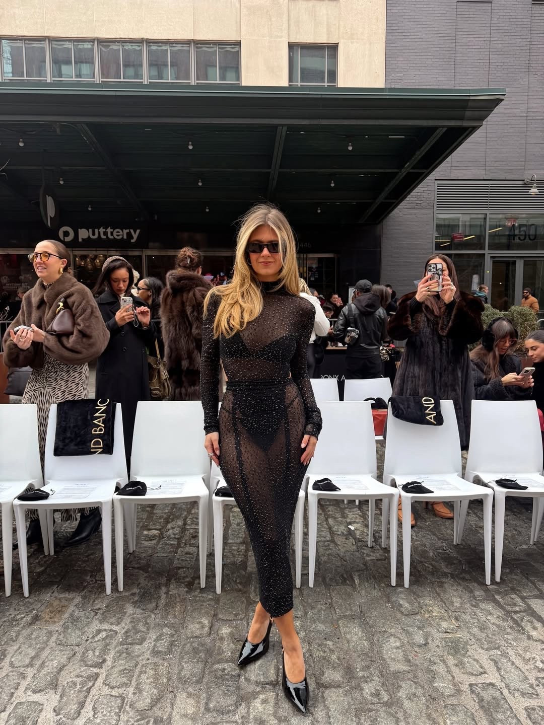 the looks just keep COMINNN 🖤🖤🖤 

 #LTKNYFW #LTKootd #LTKSeasonal