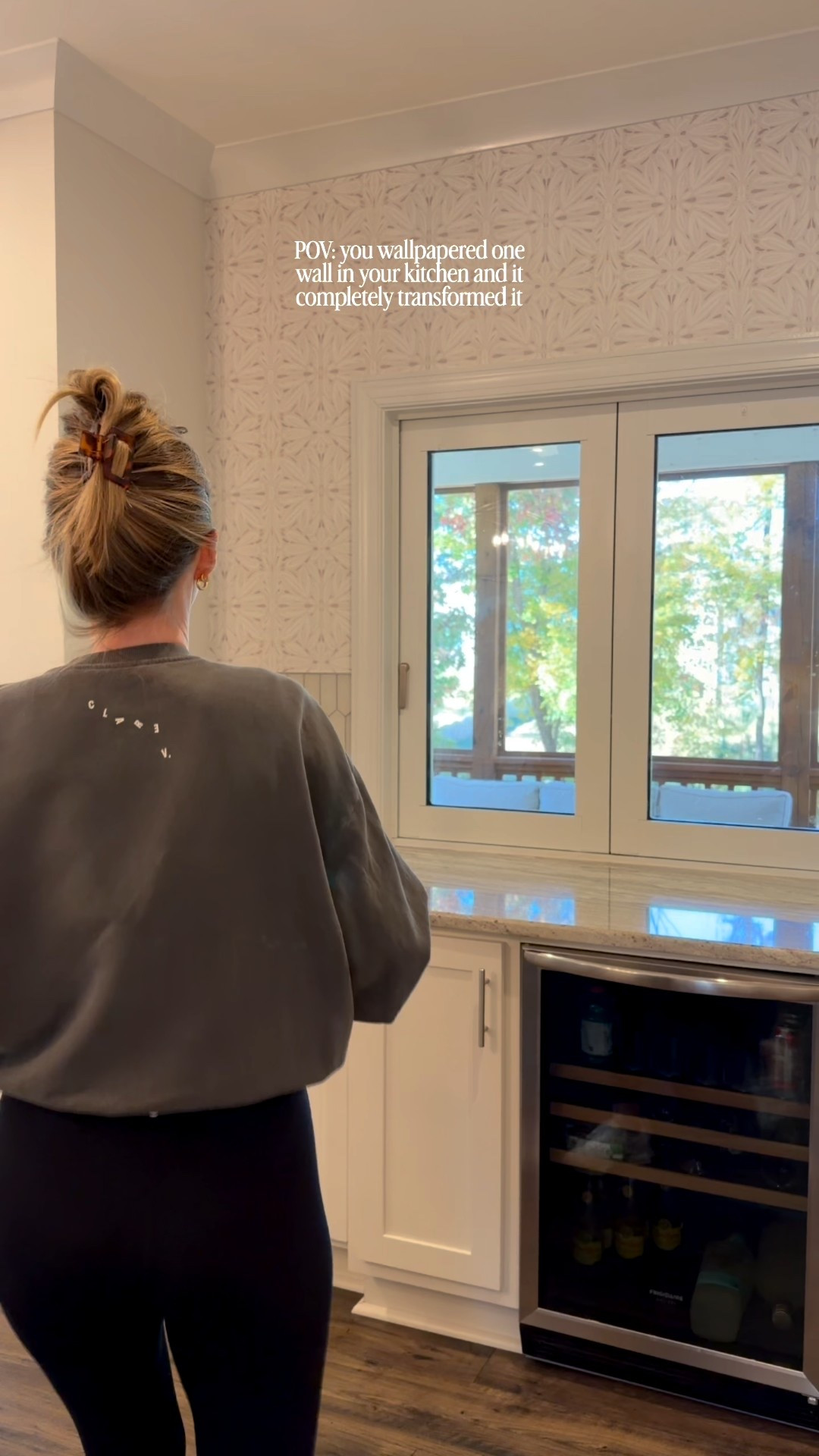 A moment for this wallpaper 👏🏻 

#LTKFindsUnder100 #LTKHome