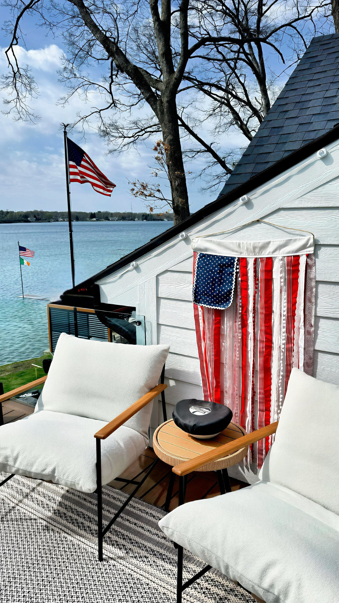 This rag flag has my whole lakefront porch looking like a 4th of July dream and honestly? I needed this more than I knew . Found it on Amazon and it went straight up — no notes.
The texture, the strips, the stars… it’s giving patriotic cottage core and I am fully here for it. Perfect for lake houses, front porches, patios — basically anywhere you want ALL the summer vibes. 

 #LTKSeasonal #LTKHome