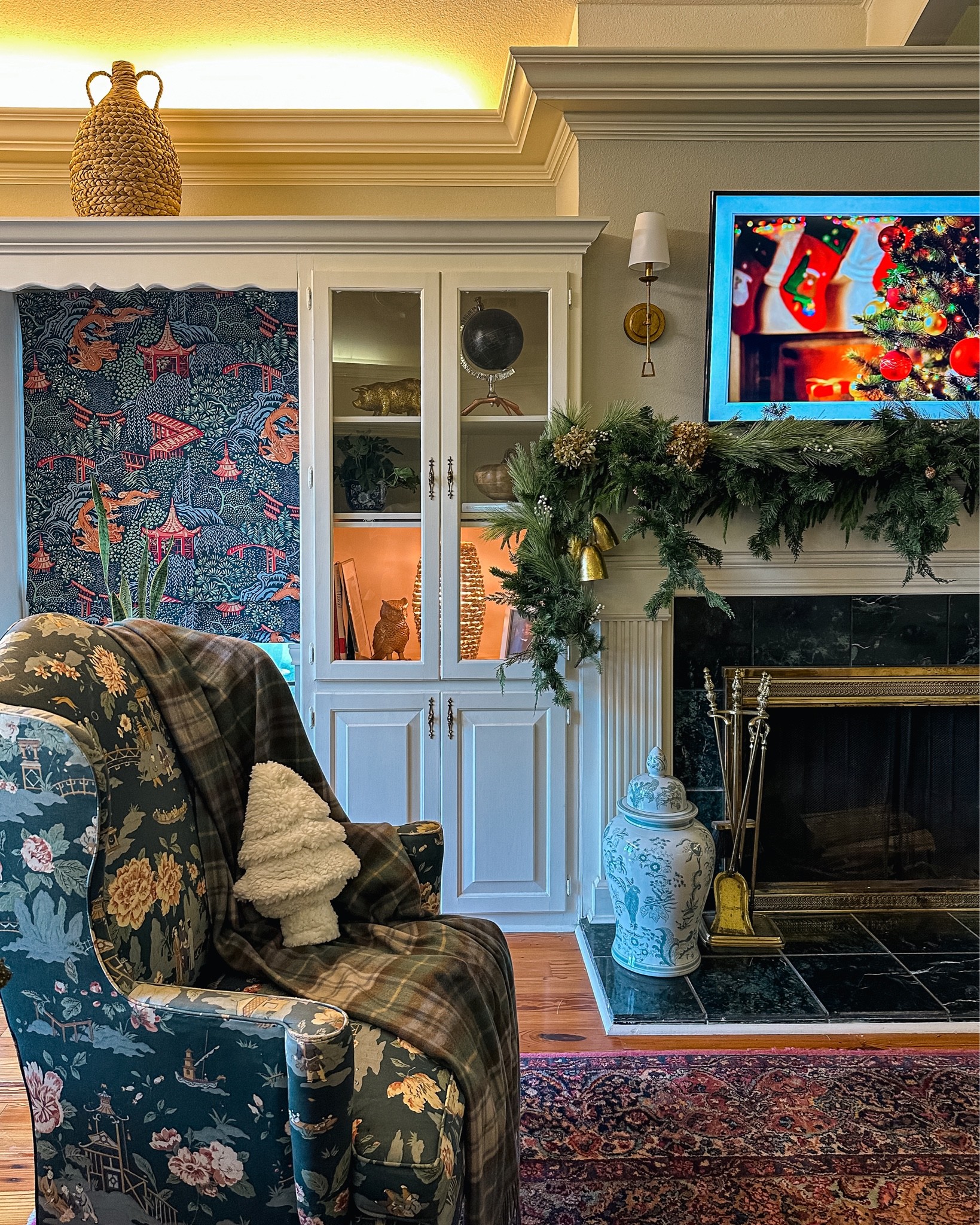 Christmas Mantle, garland, Sherpa Christmas tree, target finds, Walmart finds, Christmas decor

#LTKSeasonal #LTKhome #LTKHoliday