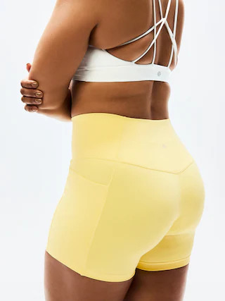 Salutation Stash High Rise 5" Short | Athleta