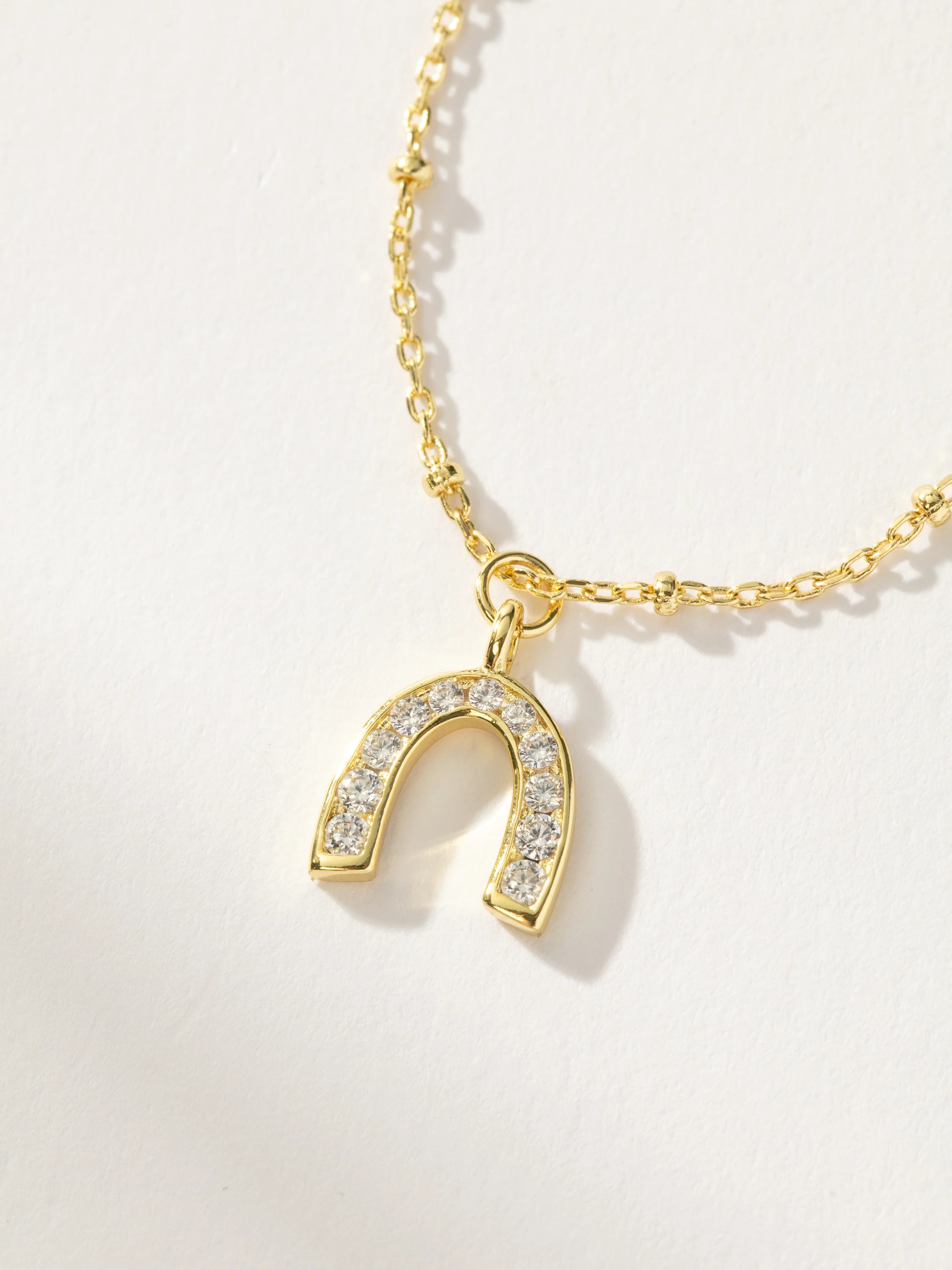 Gold Horseshoe Pendant and Chain Necklace | Uncommon James | Uncommon James