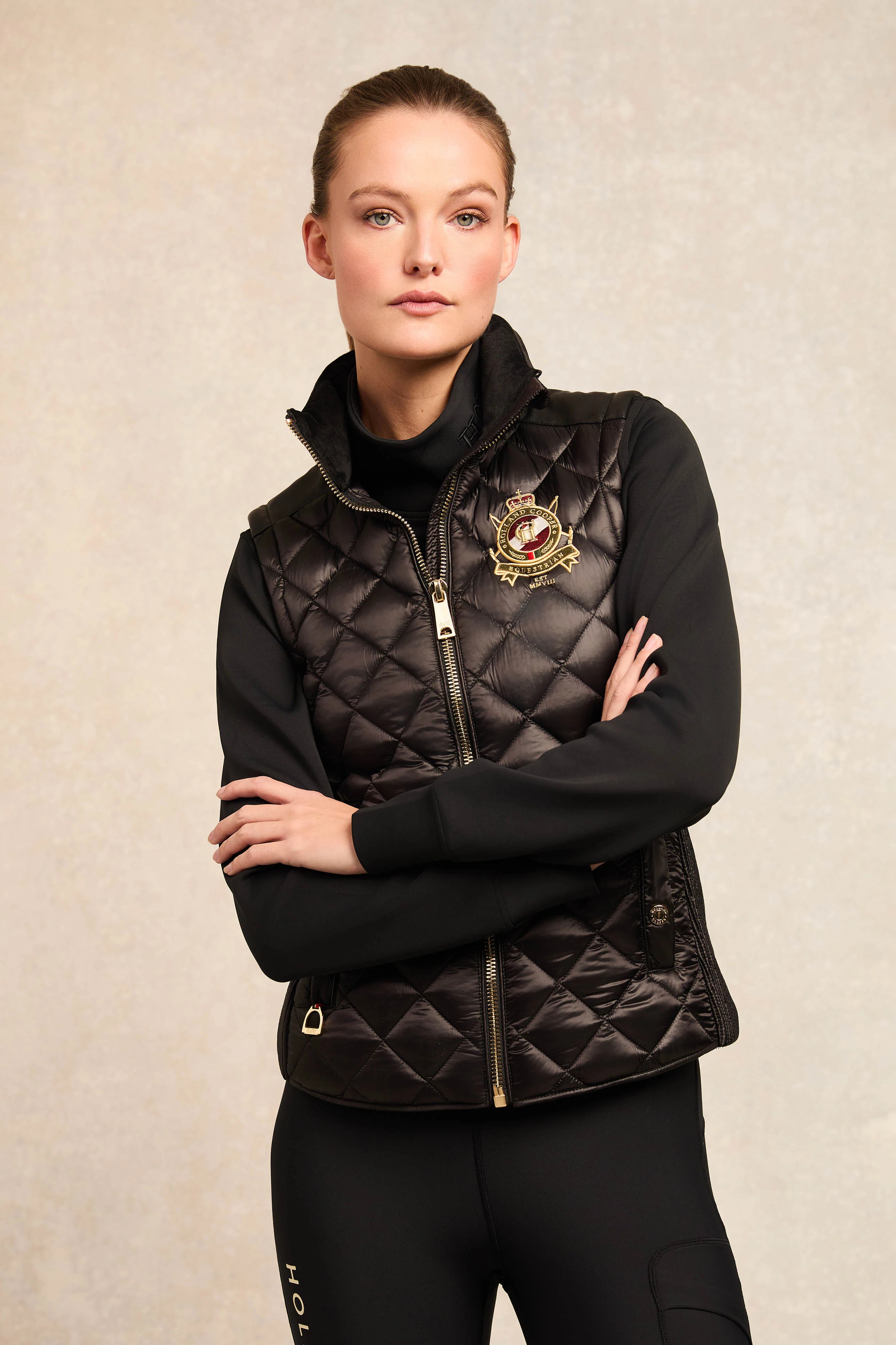 Diamond Quilt Classic Gilet (Black) | Holland Cooper