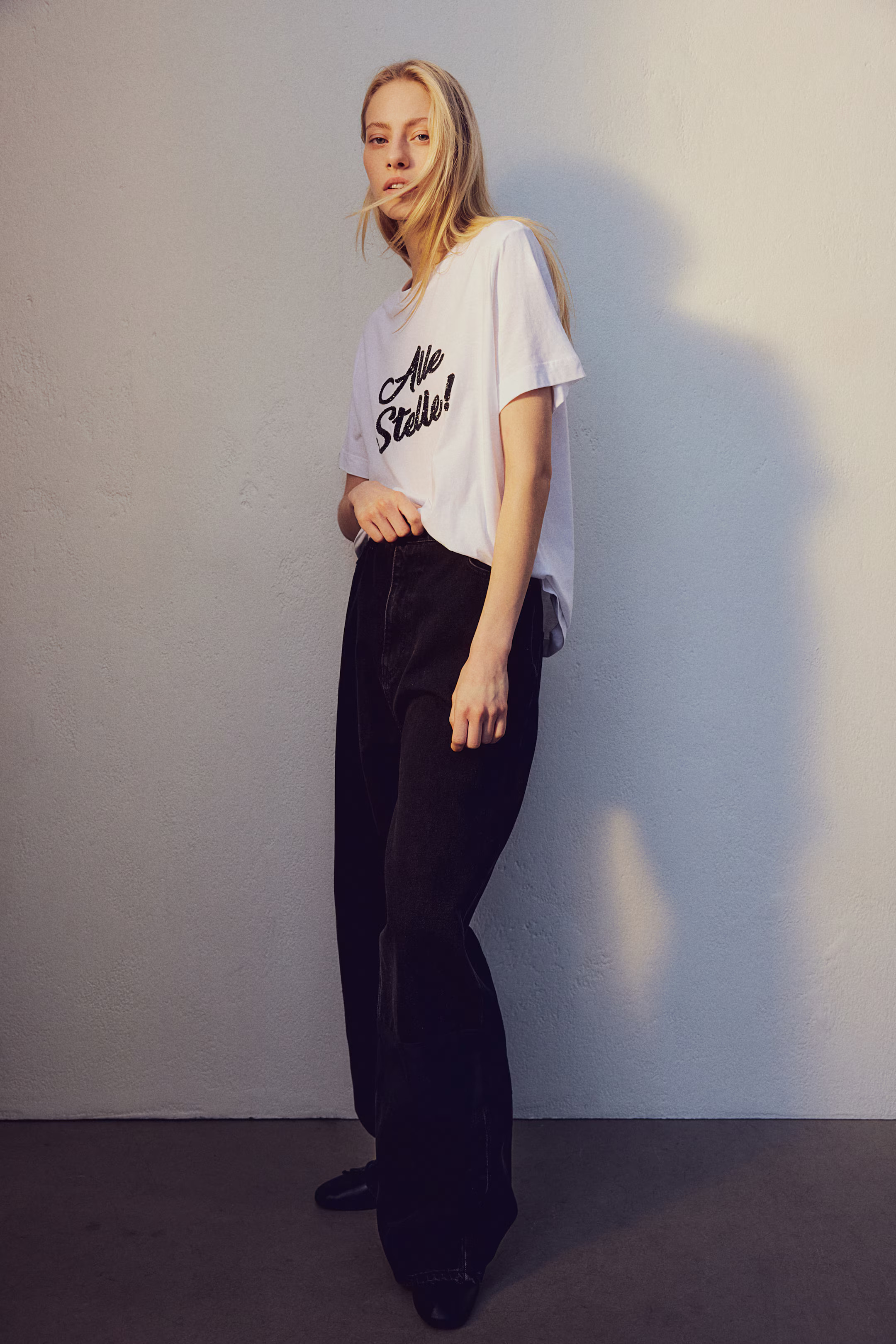 Printed T-shirt - Round Neck - Short sleeve - White/Alle Stelle! - Ladies | H&M US | H&M (US + CA)