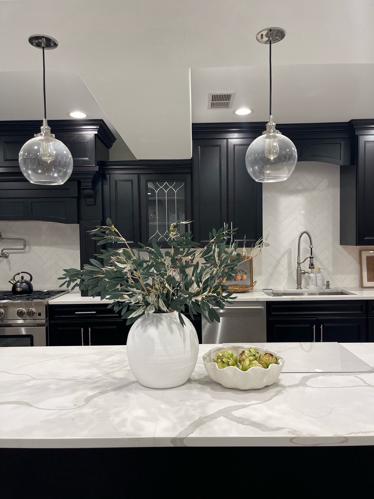 Favorite faux olive stems from Amazon! Perfect to transition from Holiday home to a Winter home! 

Amazon home, Amazon find, 

#LTKSpringSale #LTKhome #LTKSeasonal