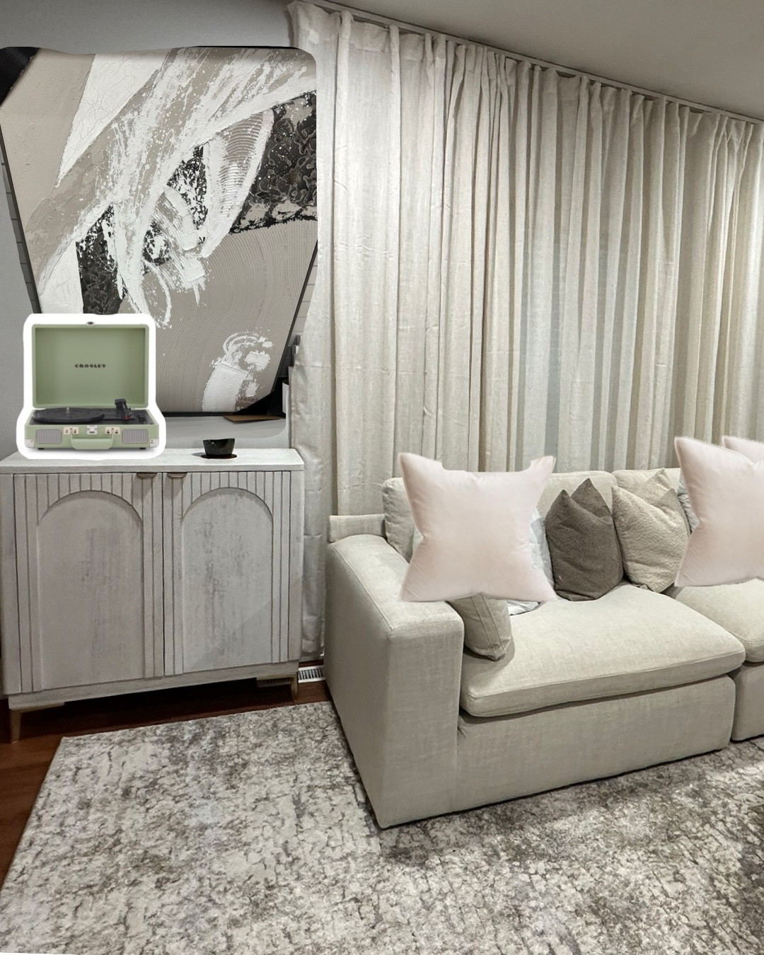 How cute is this Bluetooth record player ? Soft music and soft pillows is such a vibe 

#LTKHome #LTKBacktoSchool