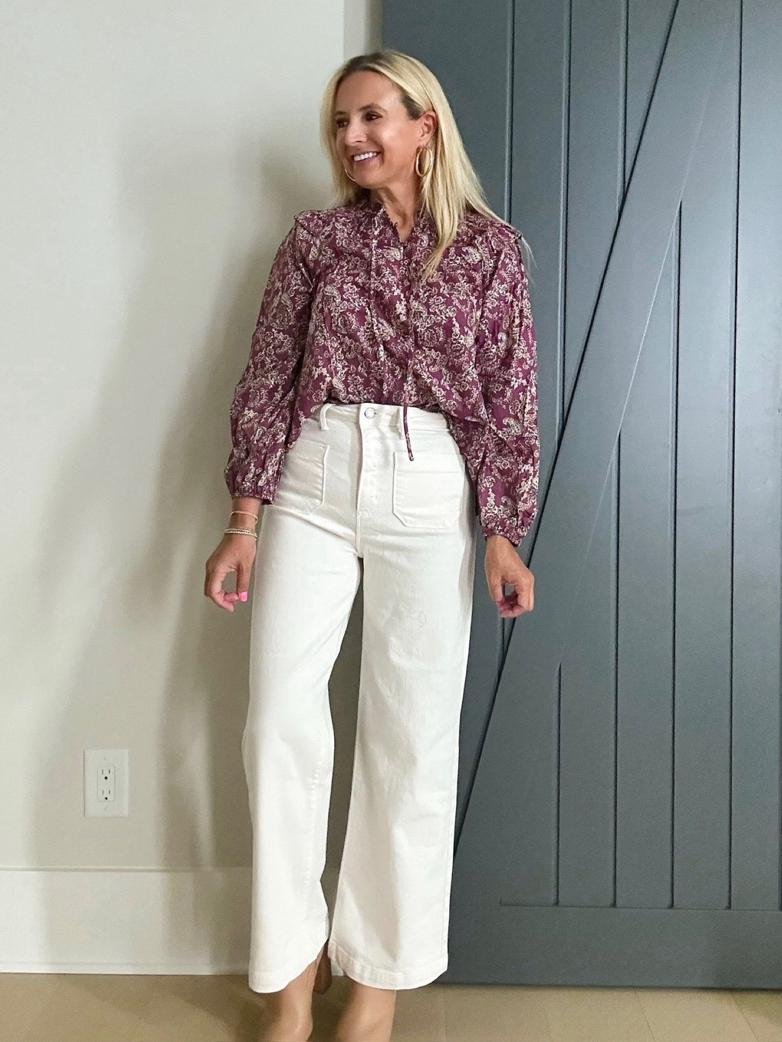 Cutest fall top! Loved paired with these cream jeans. Code FANCY15 for 15% off. Wearing a size small top and 25 in jeans

#LTKStyleTip #LTKSeasonal #LTKFindsUnder100