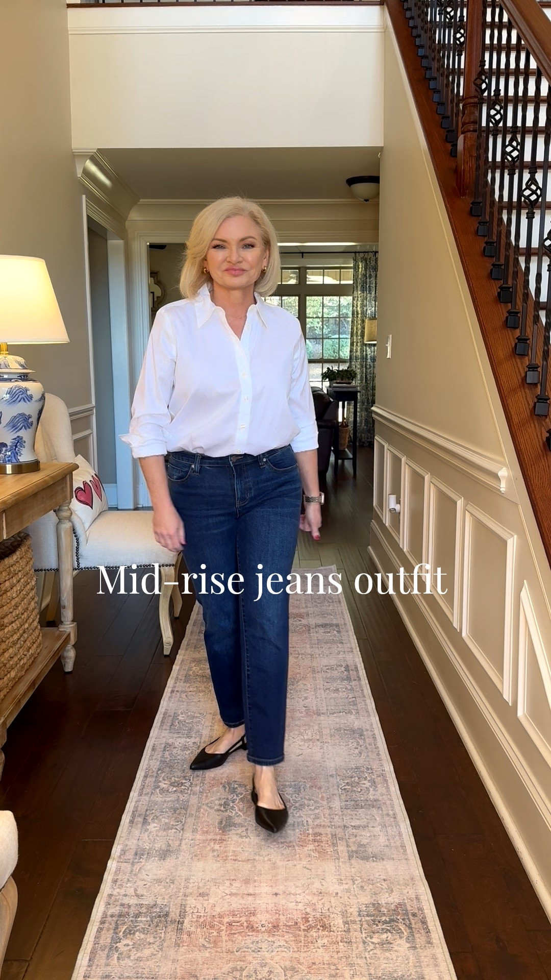 White button up outfit with mid-rise jeans! 

#LTKootd #LTKWorkwear #LTKSeasonal