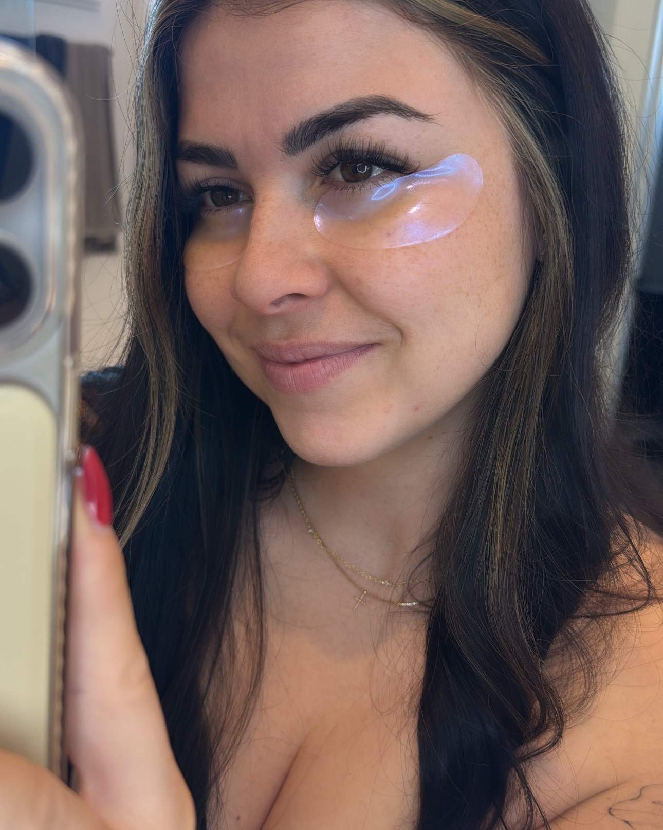 I spend $29 on lashes every 2 months. I USED to spend $130 on lashes every MONTH getting lash fills! I didn’t have to sacrifice what makes me feel good, I just found a way for it to be so much cheaper 👏🏼
•
#lashed #flutterhabit #DIYlashes #lashes #selfcare

#LTKGiftGuide #LTKFindsUnder50 #LTKBeauty