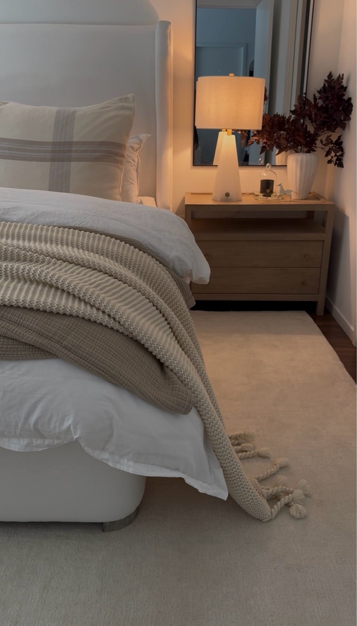 Cozy autumn bedroom🍂

#LTKSeasonal #LTKHome