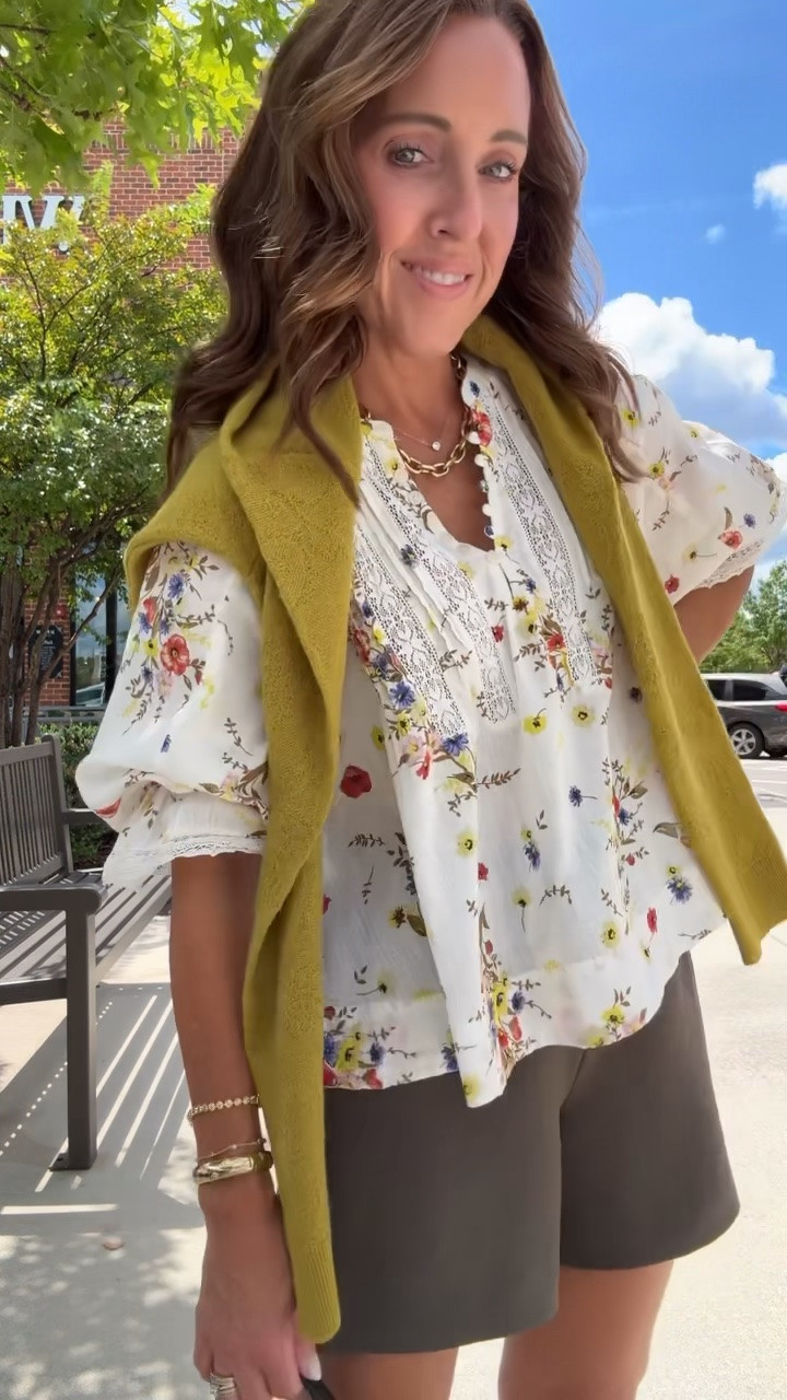 Now into Fall. Fall floral. 
Everything XS

#LTKootd #LTKSeasonal #LTKOver40