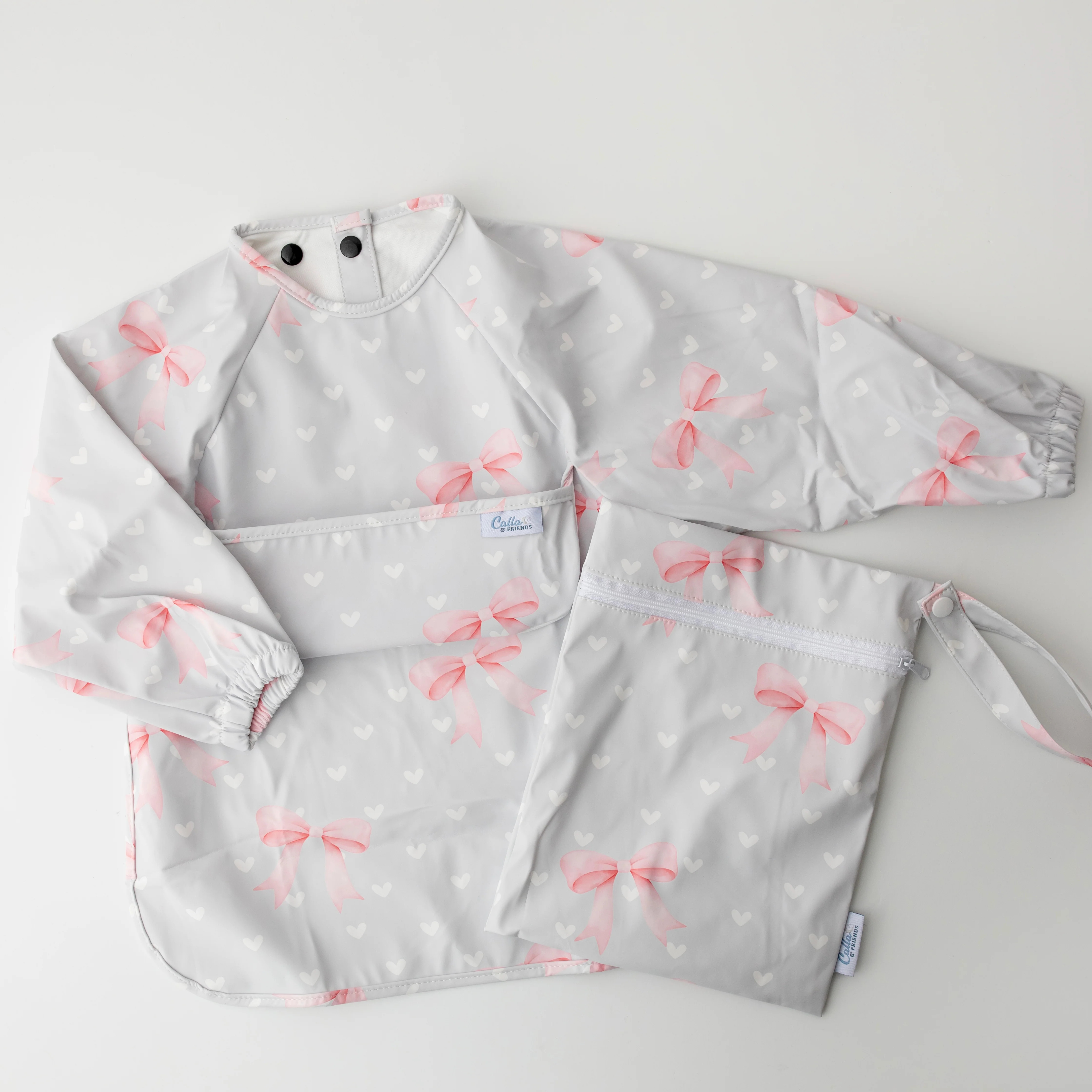 The Grayson Long Sleeve Bib - Sweetheart Bows | Calla & Friends