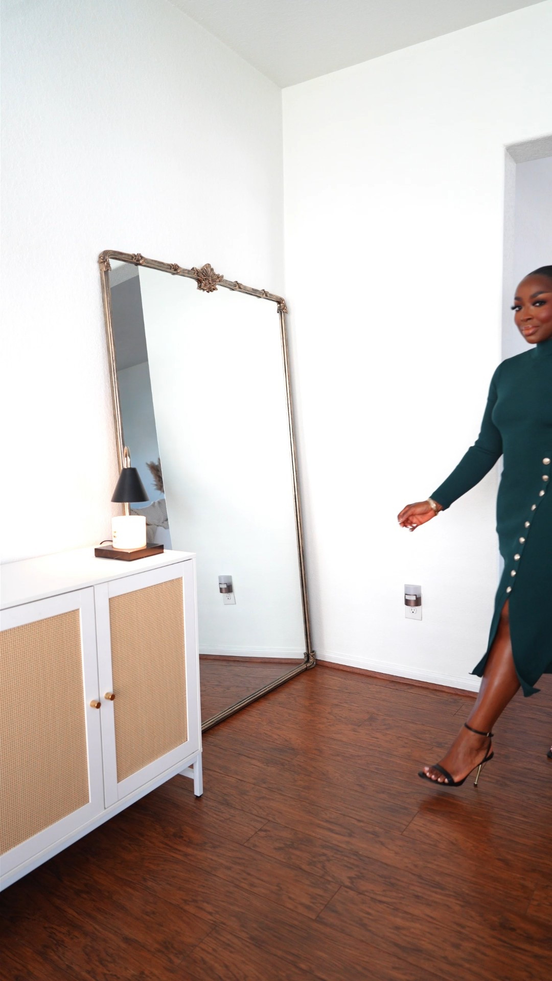 Love a sophisticated and sexy number and this is definitely it. This jacket… the structure is too good! #ANNTAYLOR #ninewest #Outfit #Fashion 

#LTKootd