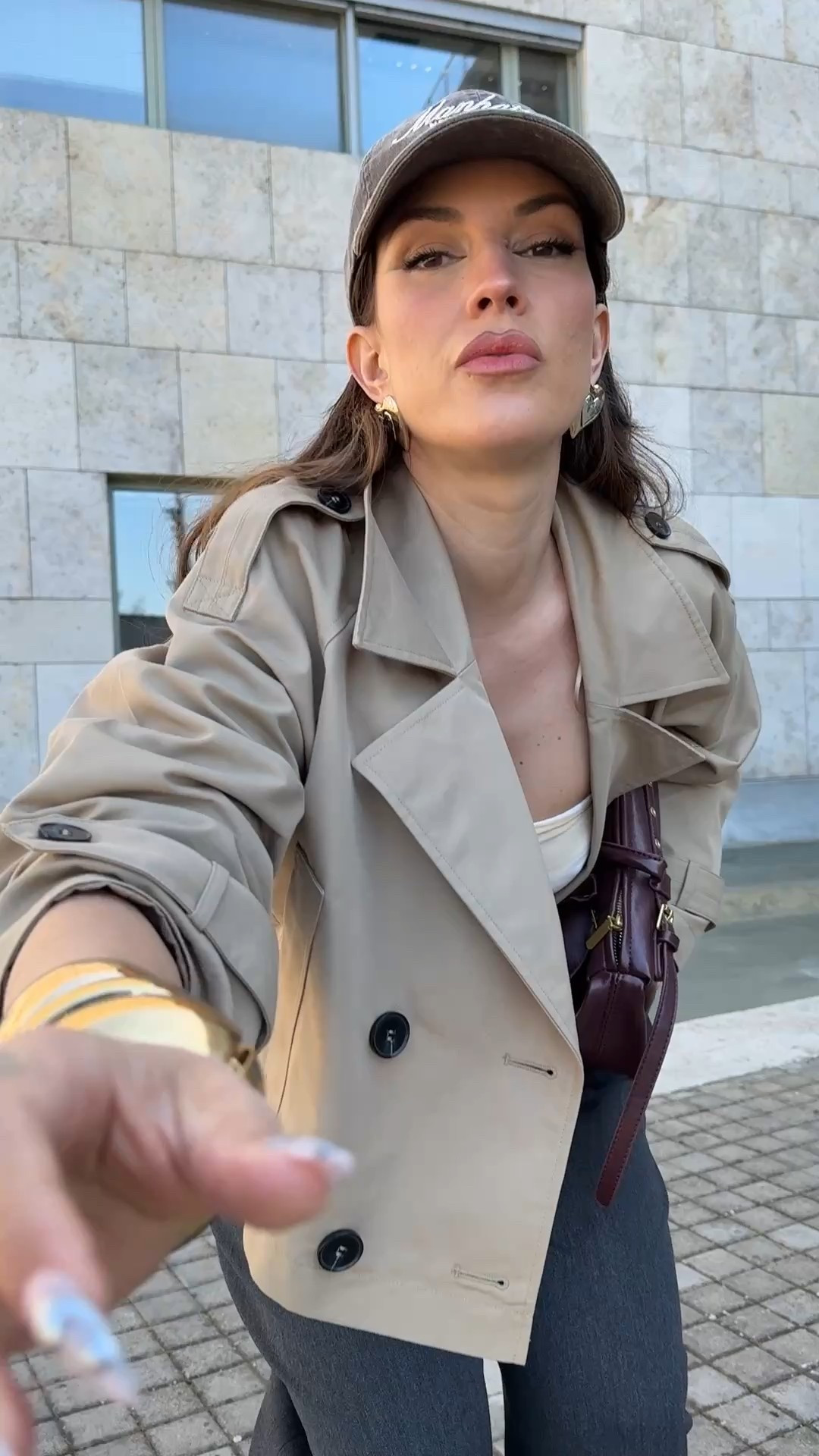 Cropped trench coats are the trends items for this spring !! 


#LTKStyleTip