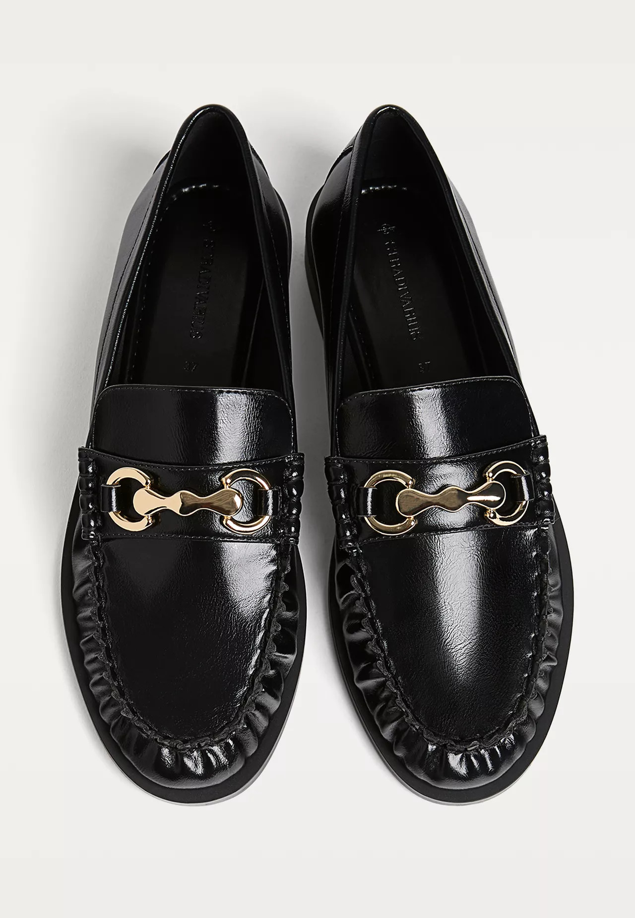 Slipper mit Detail | Stradivarius DE