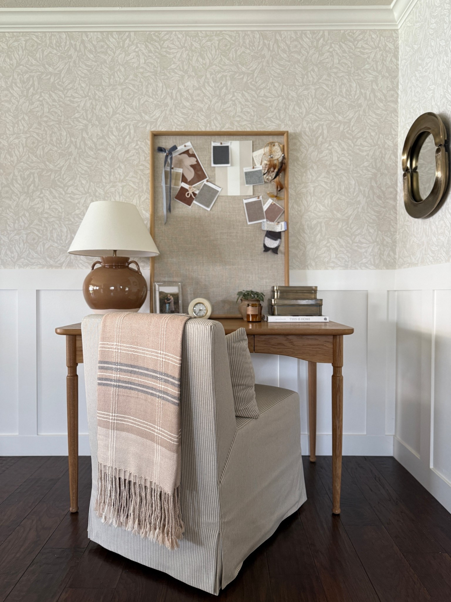 Desk area styled with my fav desk pieces from Alice Lane Home and Mcgee & Co

#LTKSaleAlert #LTKHome #LTKFindsUnder100