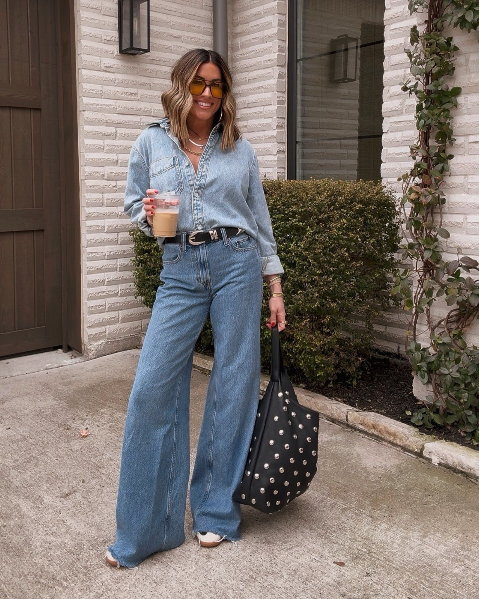 Outfit formula that never fails: denim on denim works every time! 🤩👏🏼 top and jeans are true to size, I’m wearing a xs in the top. 


#LTKootd #LTKmomlife #LTKdayinmylife