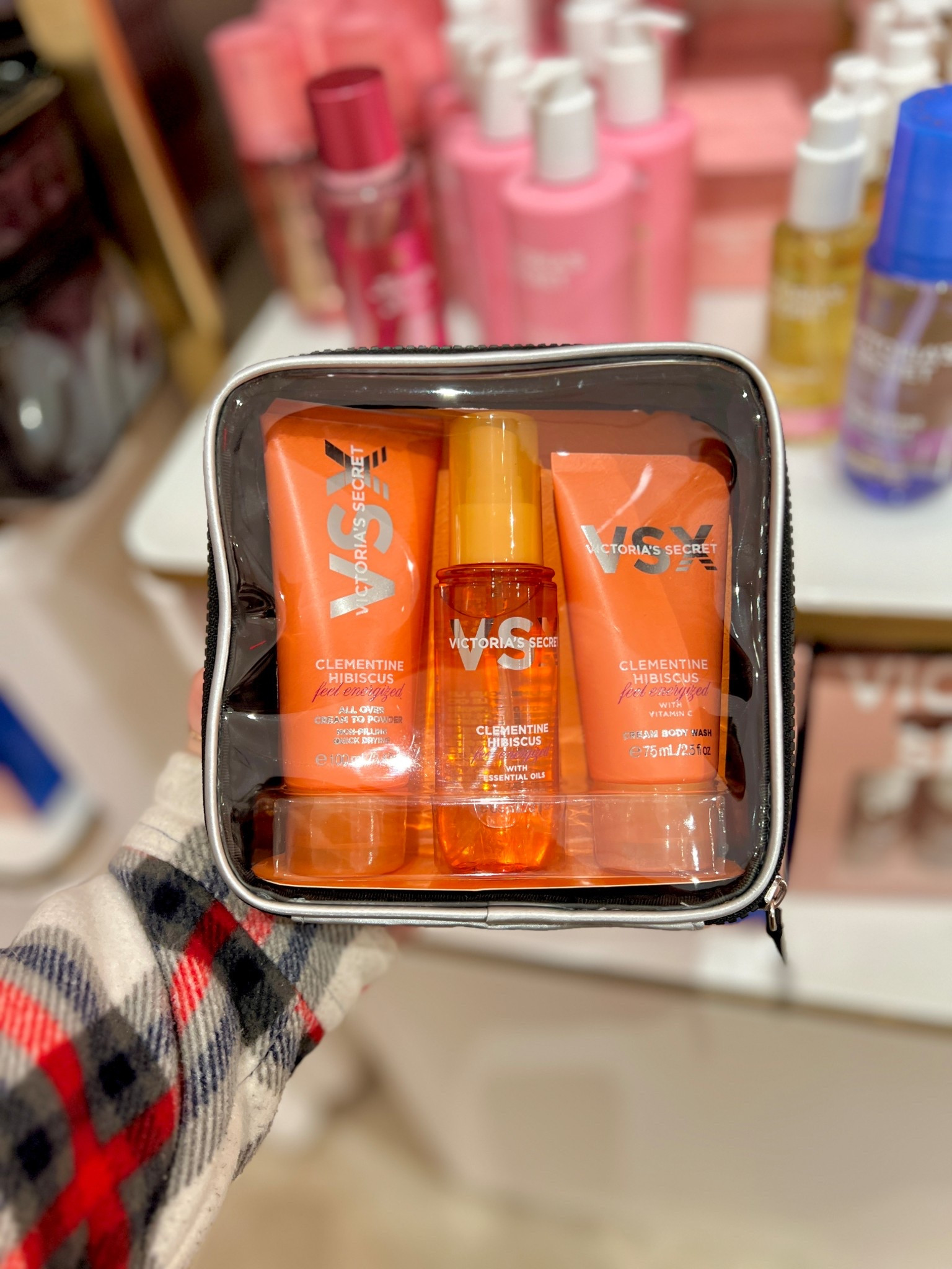 40% off sale at Victoria Secret
Lots of beauty gift sets available 

#LTKSaleAlert #LTKHoliday #LTKGiftGuide