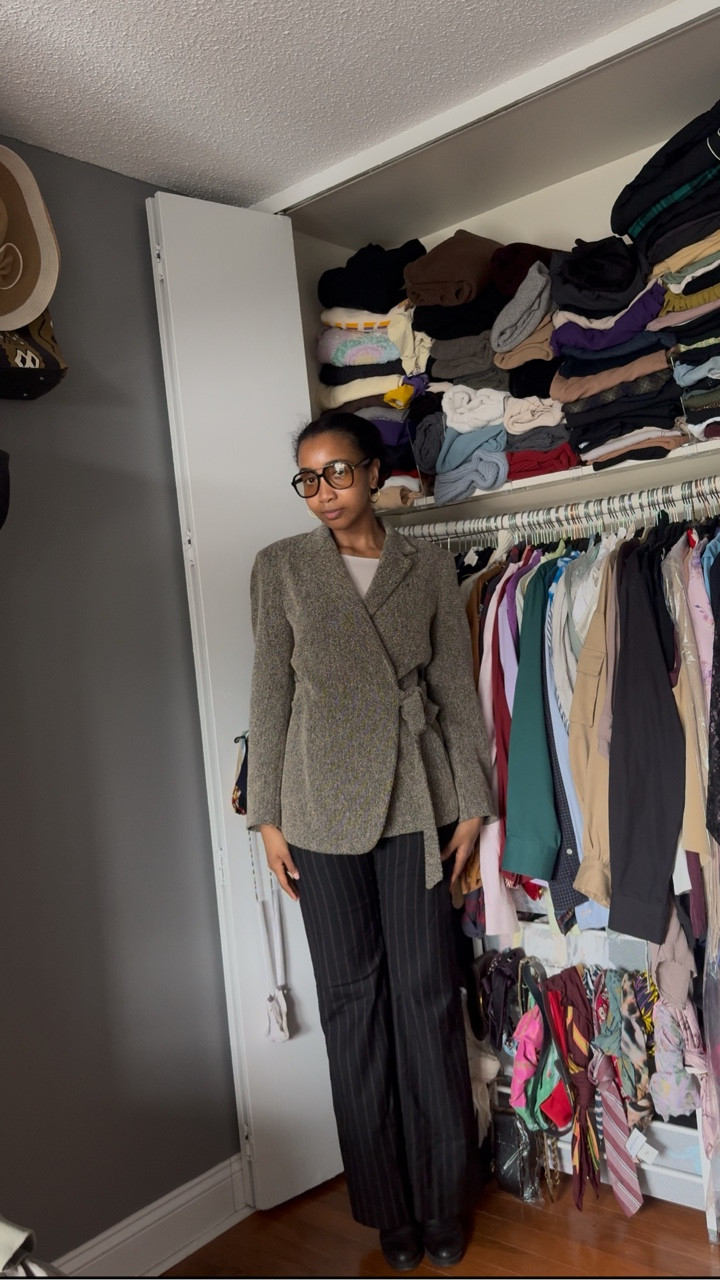 what I wore to work ✨

.
.
.
#workoutfitinspo #workoutfitideas #workoutfitofthedayinspo #workoutfits #slowfashionblogger #mindfulstyle #thriftyandnifty #workootd #slowfashion #keepfashioncircular #thriftedandstyled #shopsecondhand #vintageandnew #silentgrwm #asmrgrwm 

lifestyle content, black creators, secondhand fashion, vintage fashion, thrifted outfits, pinterest aesthetic, outfitinspo, work outfits, asmr, asmr grwm, work outfit ideas, work outfit inspiration

#LTKBeauty #LTKSeasonal #LTKTall