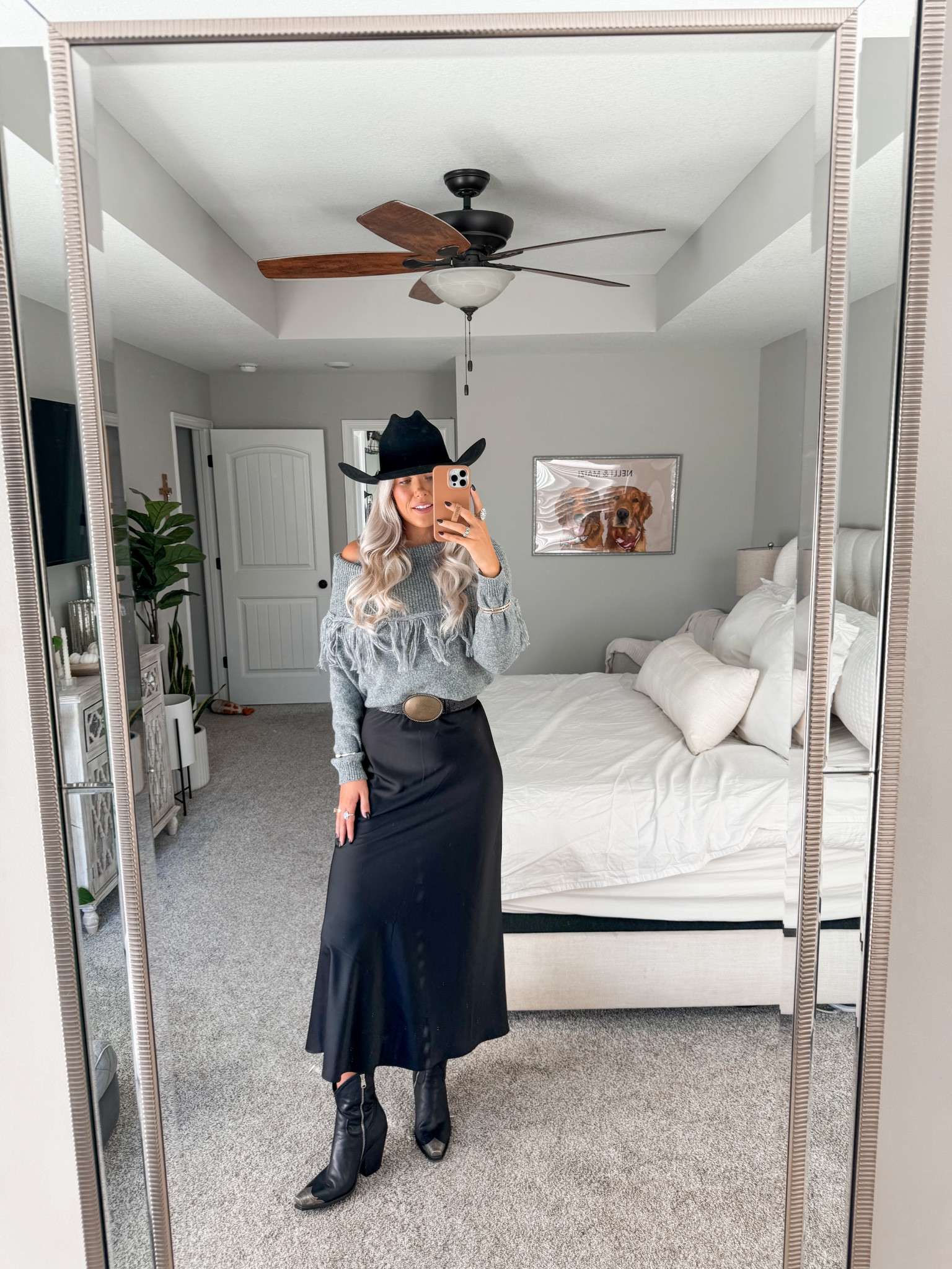 size small in skirt, size small in sweater, up in booties, size small in belt. linking similar hats 

western thanksgiving outfit inspo 

#LTKHoliday #LTKFindsUnder50 #LTKStyleTip