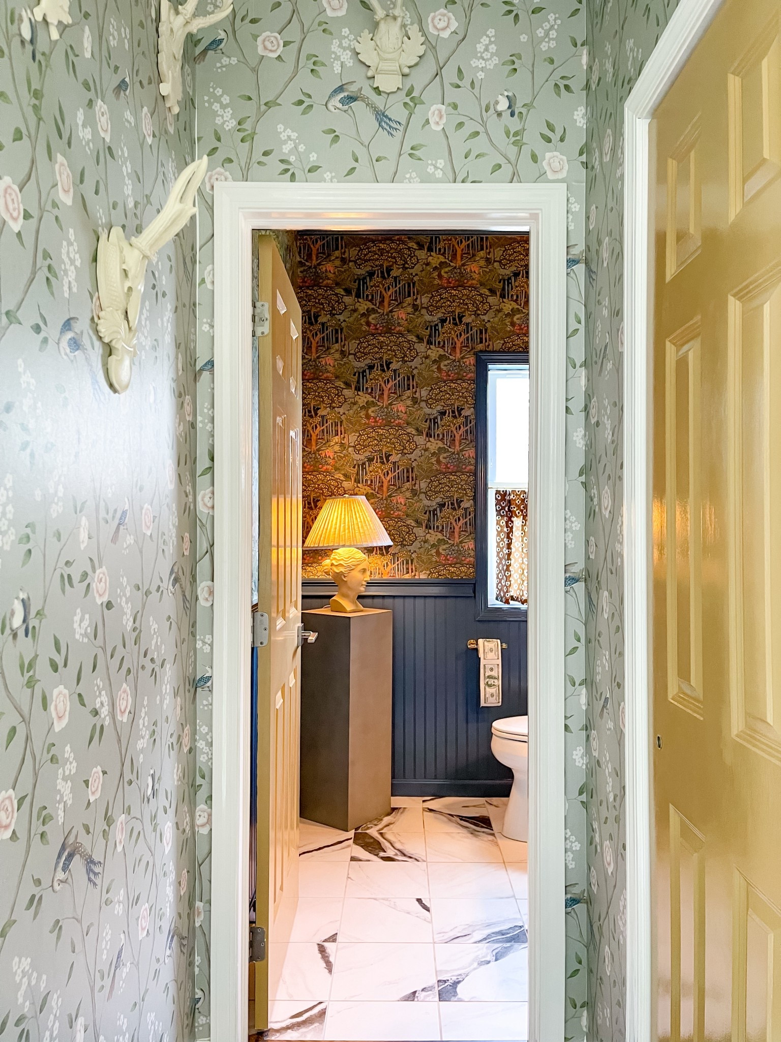 Bust Lamp and Pedestal - Powder Roomm

#LTKHome