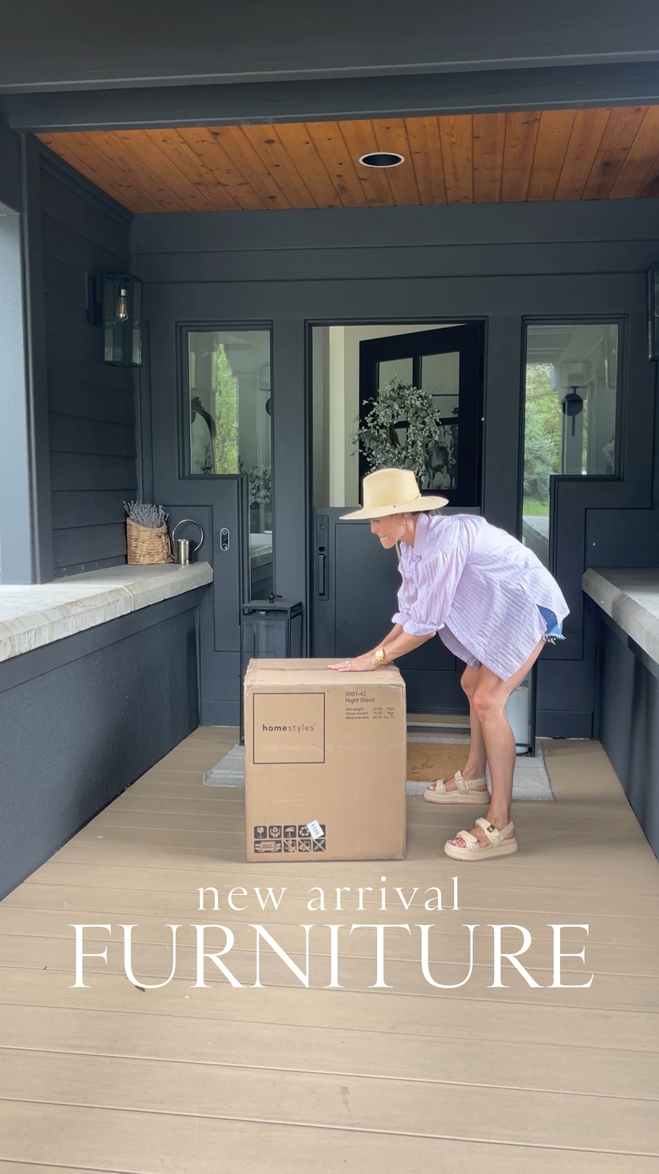HOME \ me trying to unpack this box🤪😅🤭 WHY is there always a box in a box and?!!😝 Welllllll… I finally did it! Loving this new affordable nightstand for West’s big boy bedroom👌🏻 I have the black option but it comes in numerous colors. Now I’m waiting on a table lamp from Walmart and a few other decor goodies. Stay tuned…

#LTKKids #LTKHome #LTKVideo