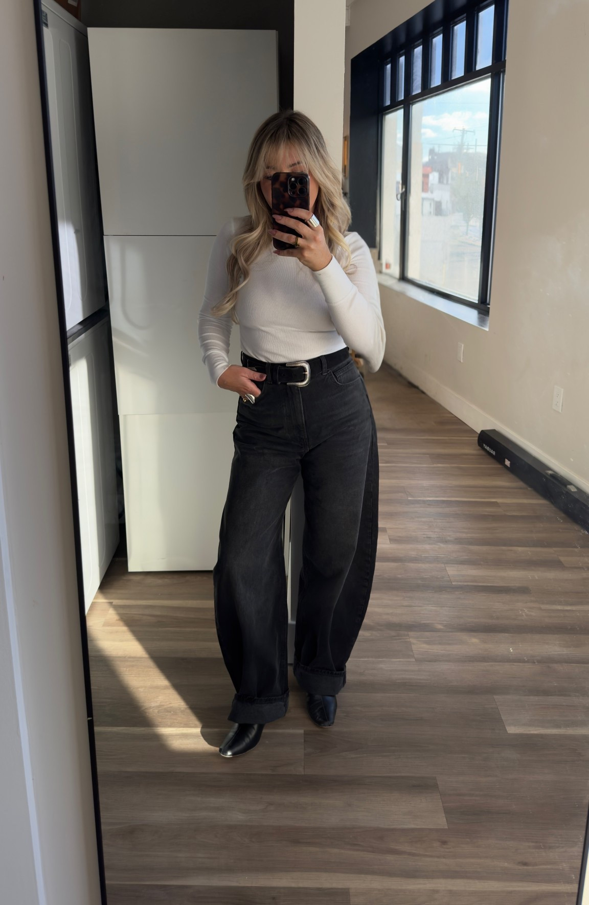 White basic ribbed long sleeve top size xsmall 
Black high rise barrel jeans size 6
Boots size 7 

#LTKootd #LTKdayinmylife #LTKmomlife