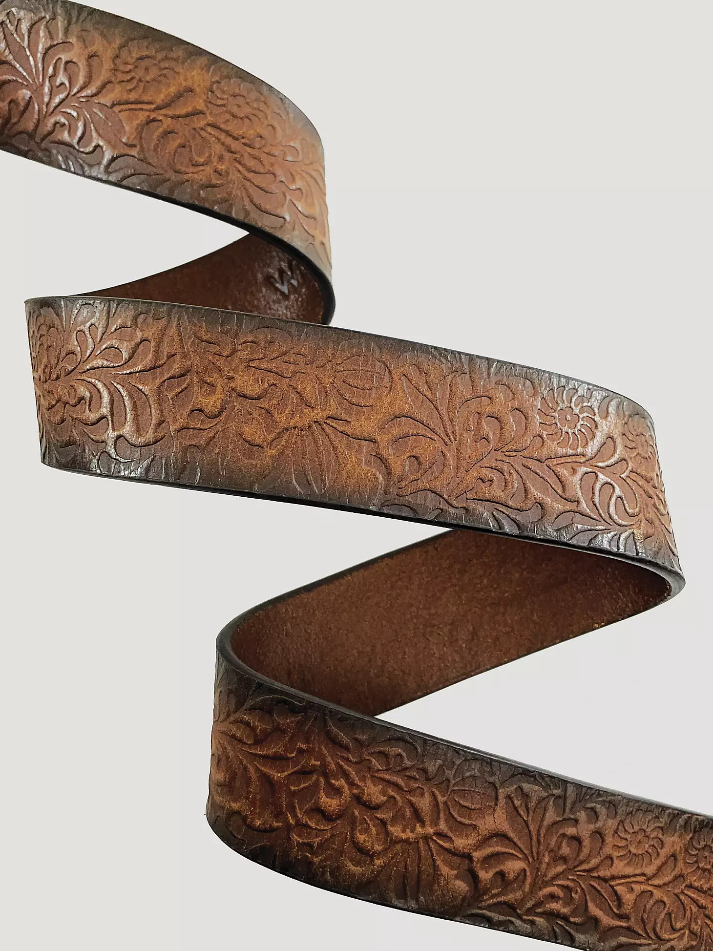 Women's Carved Buckle Belt | Wrangler