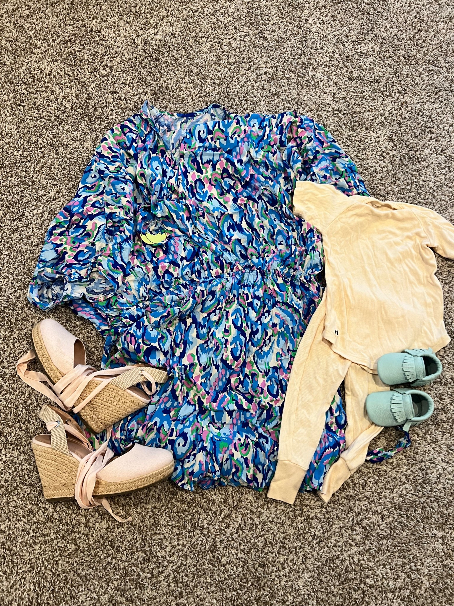 Mother’s Day photoshoot looks. Would be great for spring time shoots. 

Romper runs a little bit. 
Shoes fit TTS 
Earrings are old. 

Deker’s fit is Blaze Kids Wear. Use SAMANTHAHUDECK at checkout. 

Shoes for him fit true to size. Measure if you are second guessing  

Mama + mini looks 
Spring picture inspiration 
Spring family pictures 
Spring family picture outfits 

#LTKBump #LTKFamily #LTKFindsUnder50