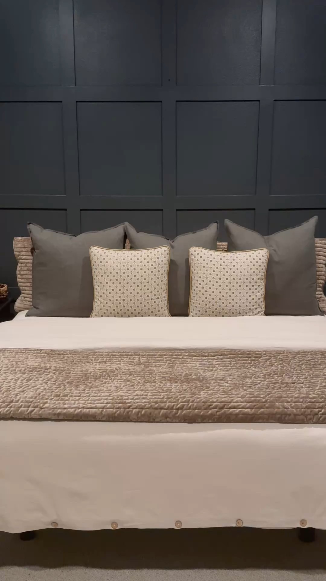 Lightweight Bedding, Moody Vibes with a little touch of florals. 
•
#bedroom #quilts #duvets #throwpillow #magnolia

#LTKHome #LTKStyleTip #LTKFamily