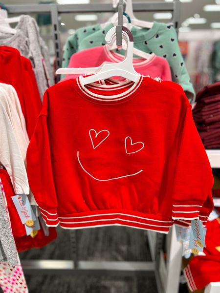 New toddler sweatshirts at Target

Target find, Target fashion, toddler fashion, Valentine’s Day 

#LTKfamily #LTKkids